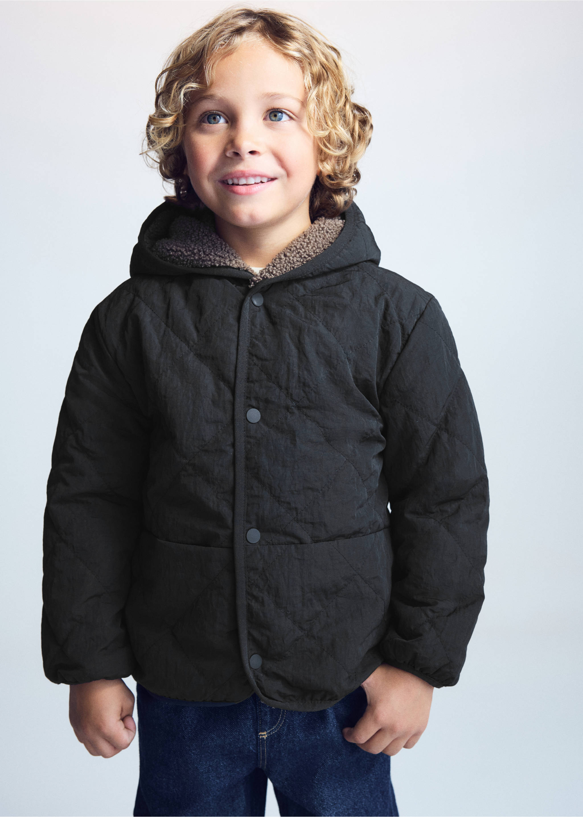 Fur-effect quilted coat - Medium plane, Black. Ref: 37025153-00.