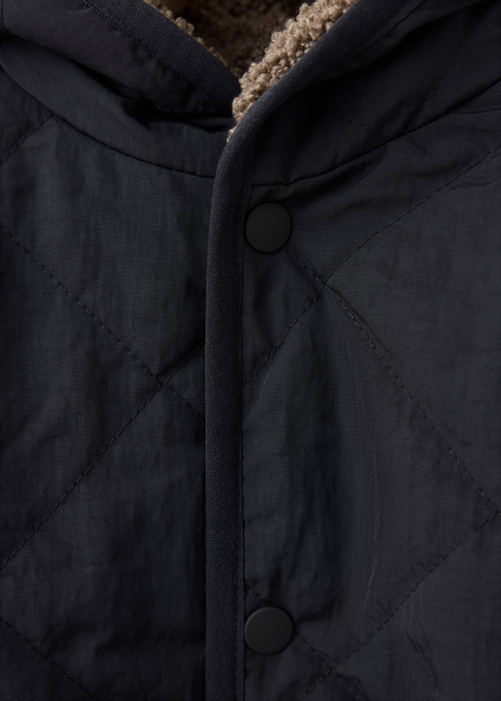 Fur-effect quilted coat - Details of the article 8