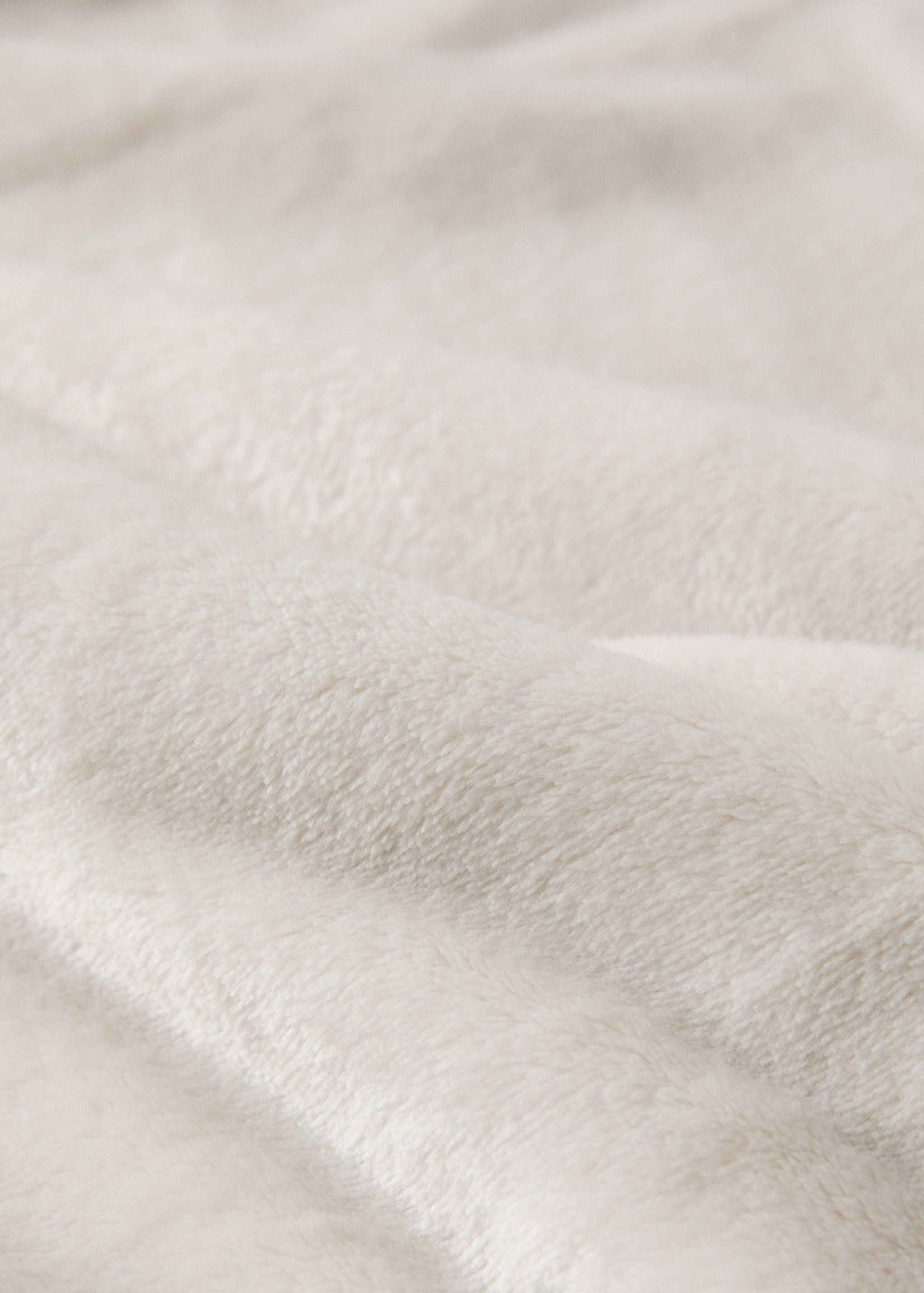 Large faux-fur textured blanket - Details of the article 1