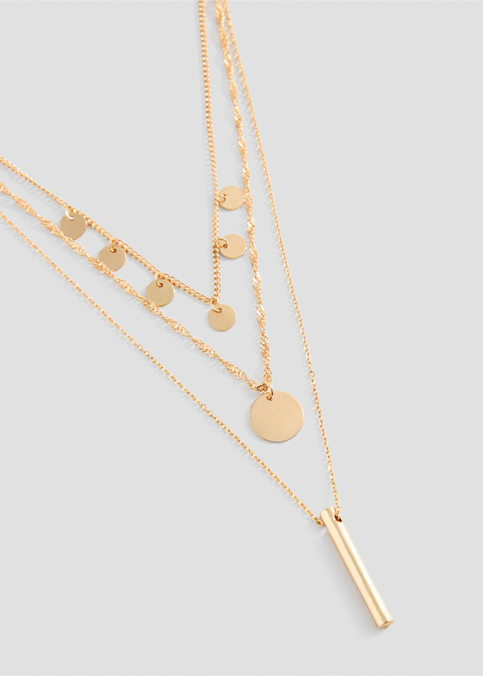 Collier combiné avec perles métalliques - Plan moyen, Or. Ref: 37025186-00.