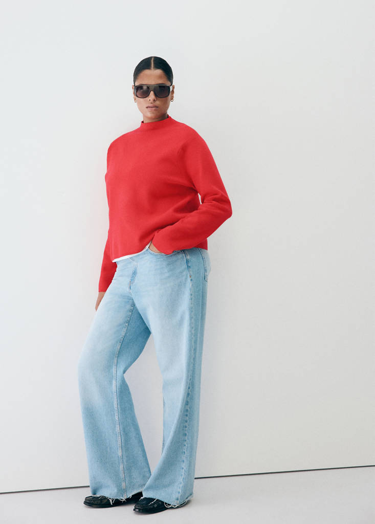 Knitted sweater with perkins neck — Red