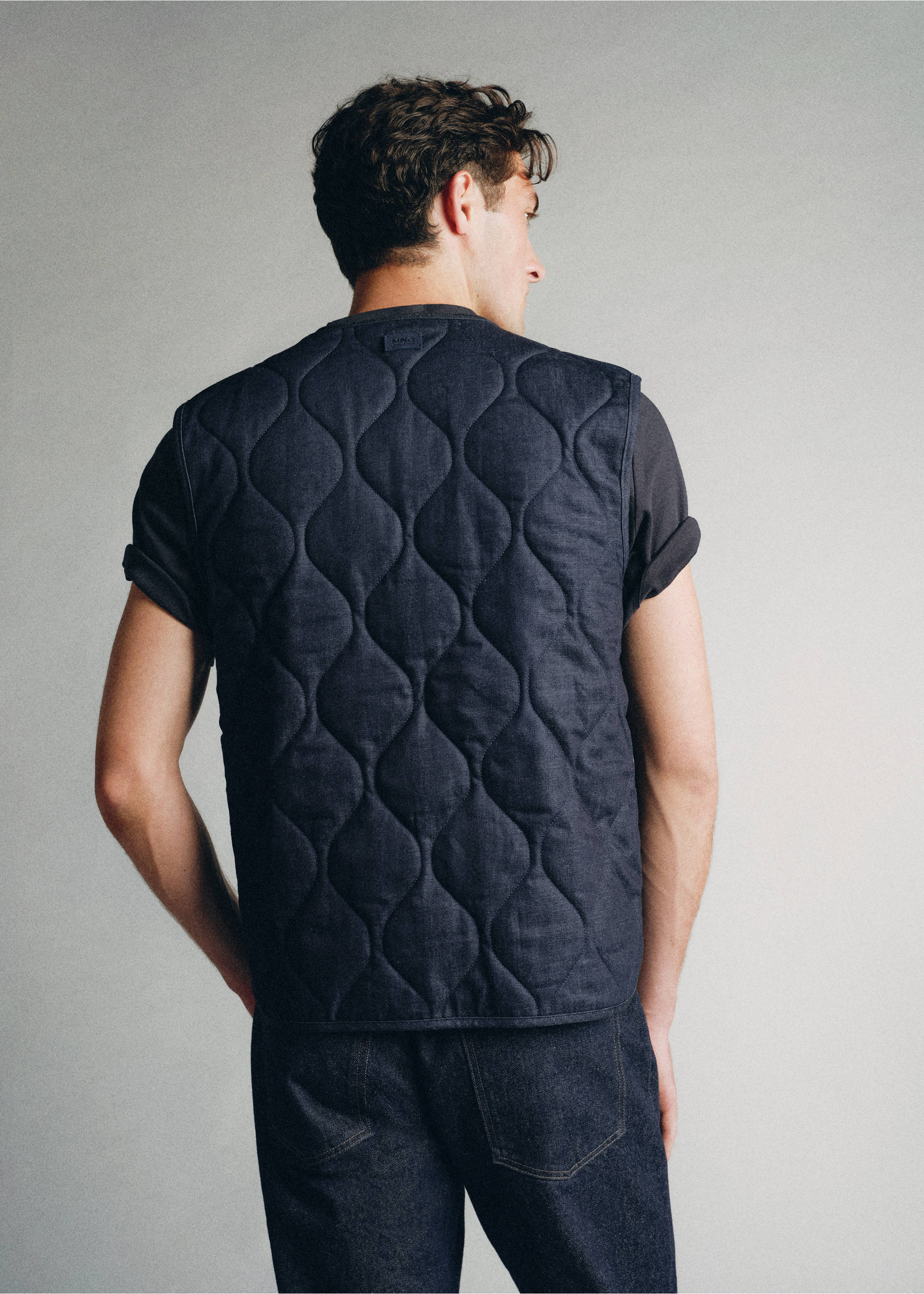 Gewatteerd gilet van 100% katoen, made in Portugal - Achterkant van het artikel, Open blauw. Ref: 37025840-00.