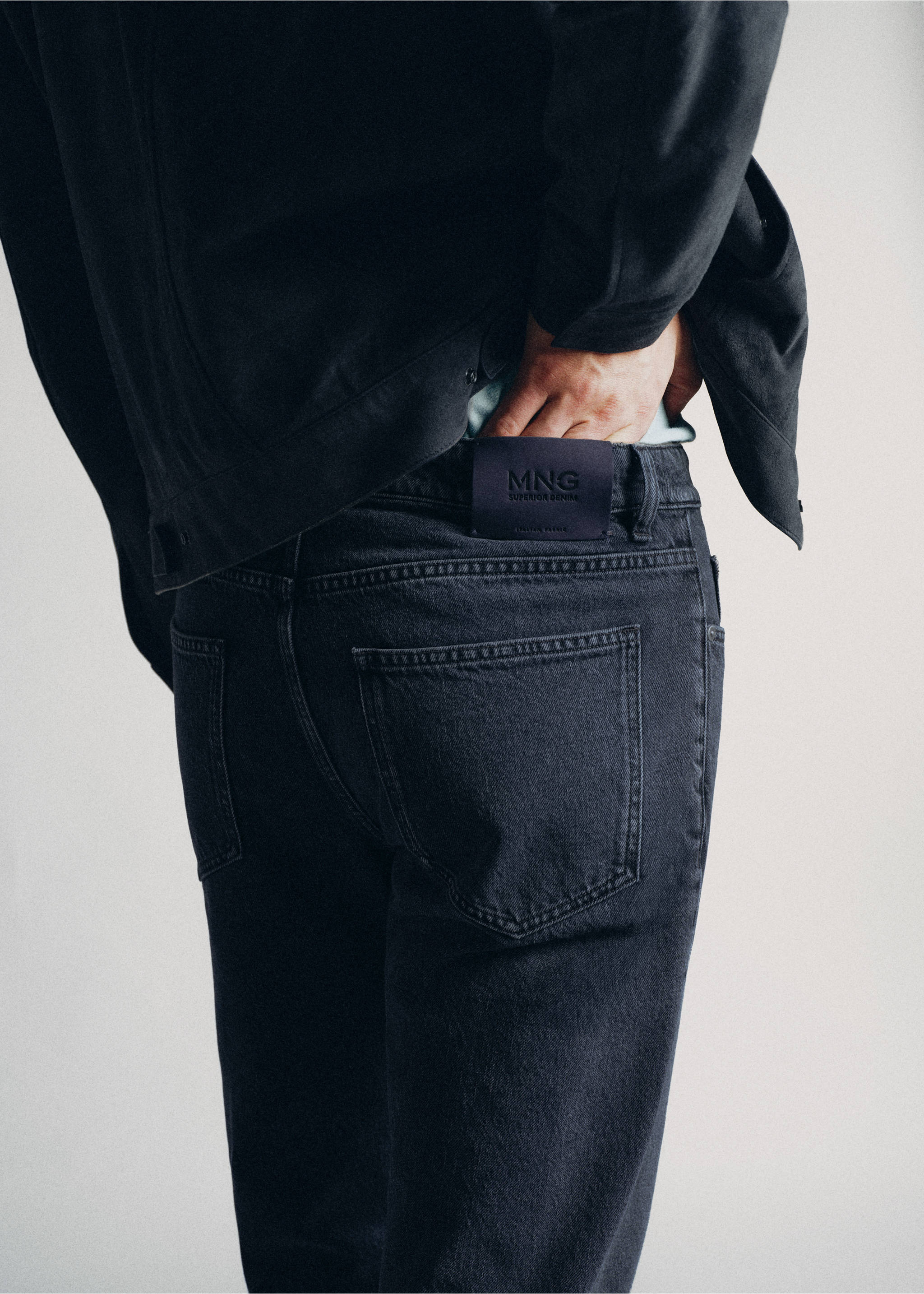 Regular fit jeans 100% premium cotton - Details of the article 4, Open Grey. Ref: 37025841-00.