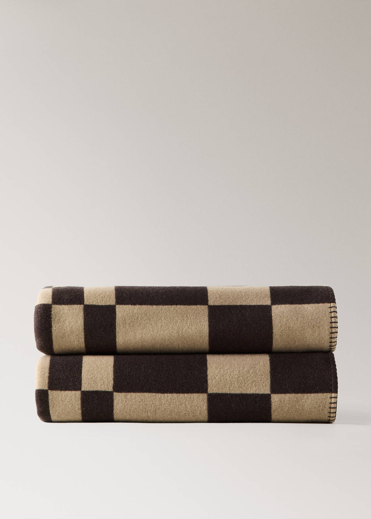Wool check-print blanket — Brown