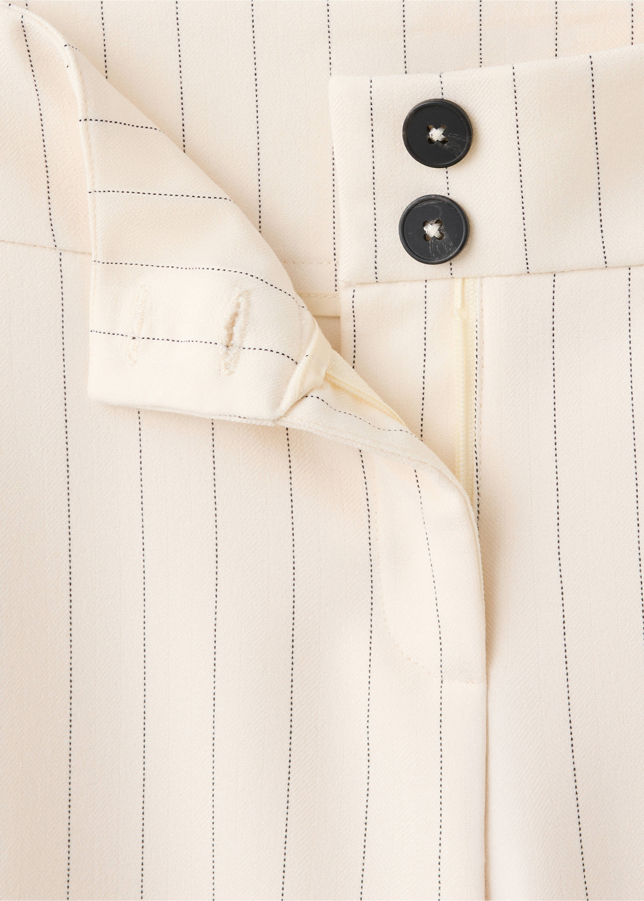 Pantalon droit fines rayures - Détail de l'article 8, Blanc cassé. Ref: 37025846-00.