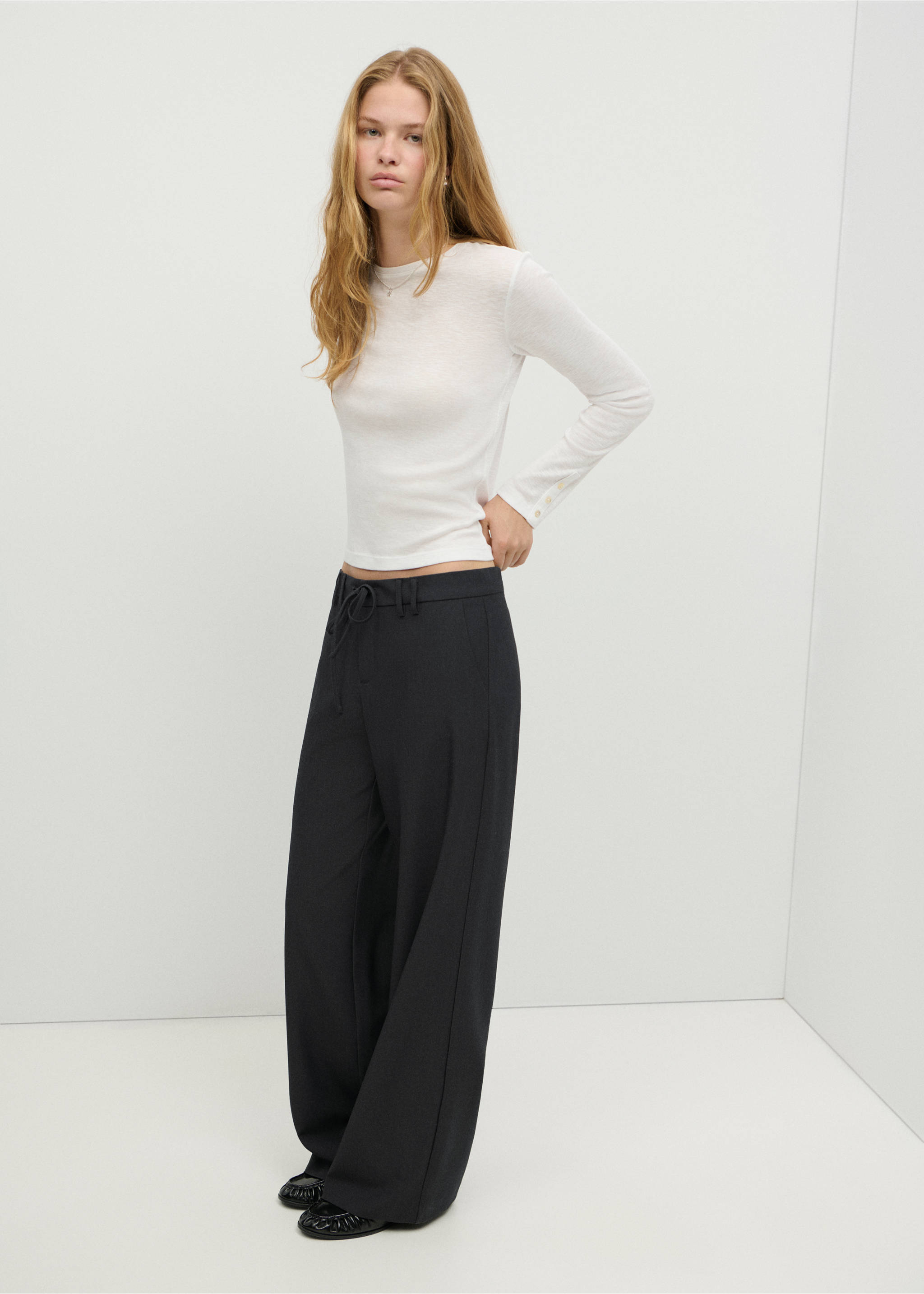 Straight-leg trousers with bow detail - Medium plane, Grey. Ref: 37025847-00.