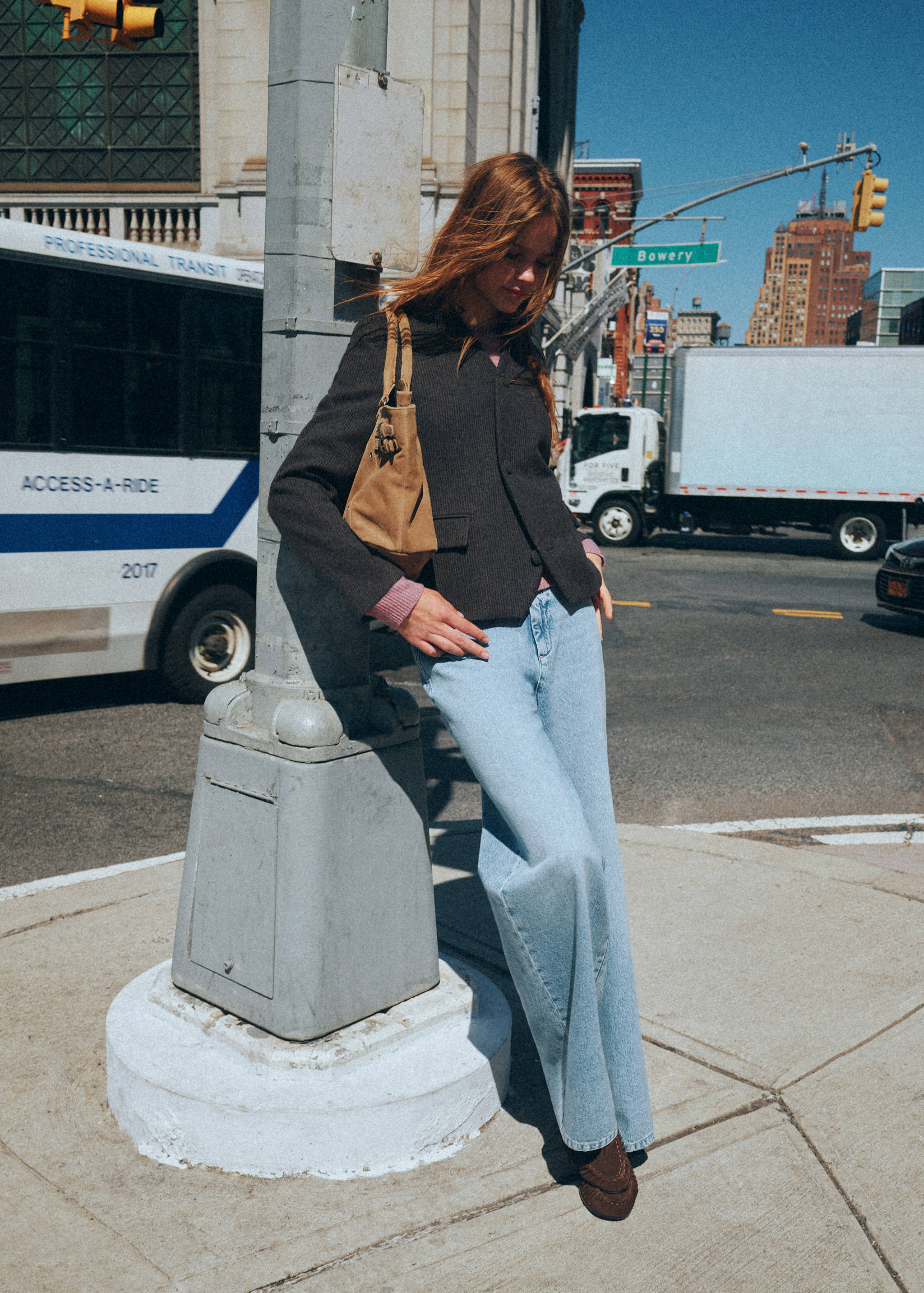Double-breasted blazer with lapel pockets - General plane