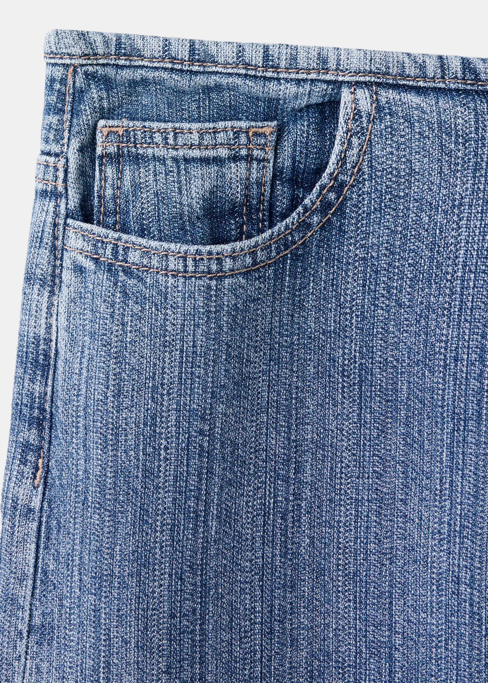 Low-waist wide-leg jeans - Details of the article 0