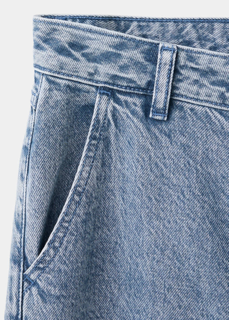 Low-waisted straight-leg jeans — Medium Blue