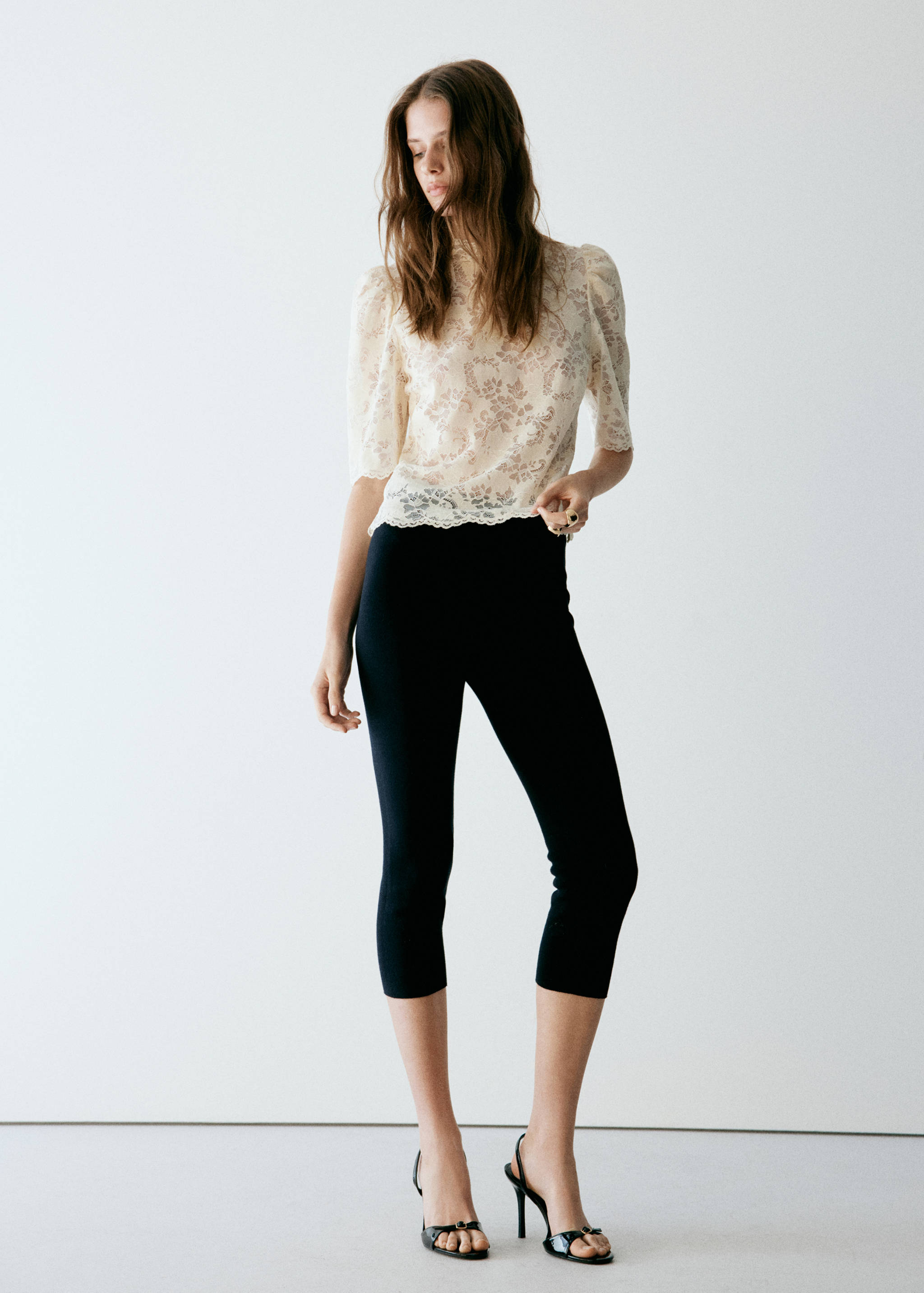Guipure blouse - General plane