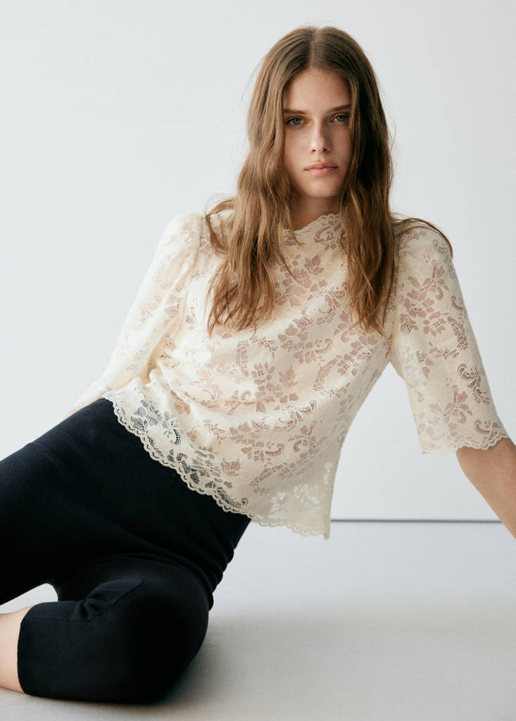 Guipure blouse — Ecru