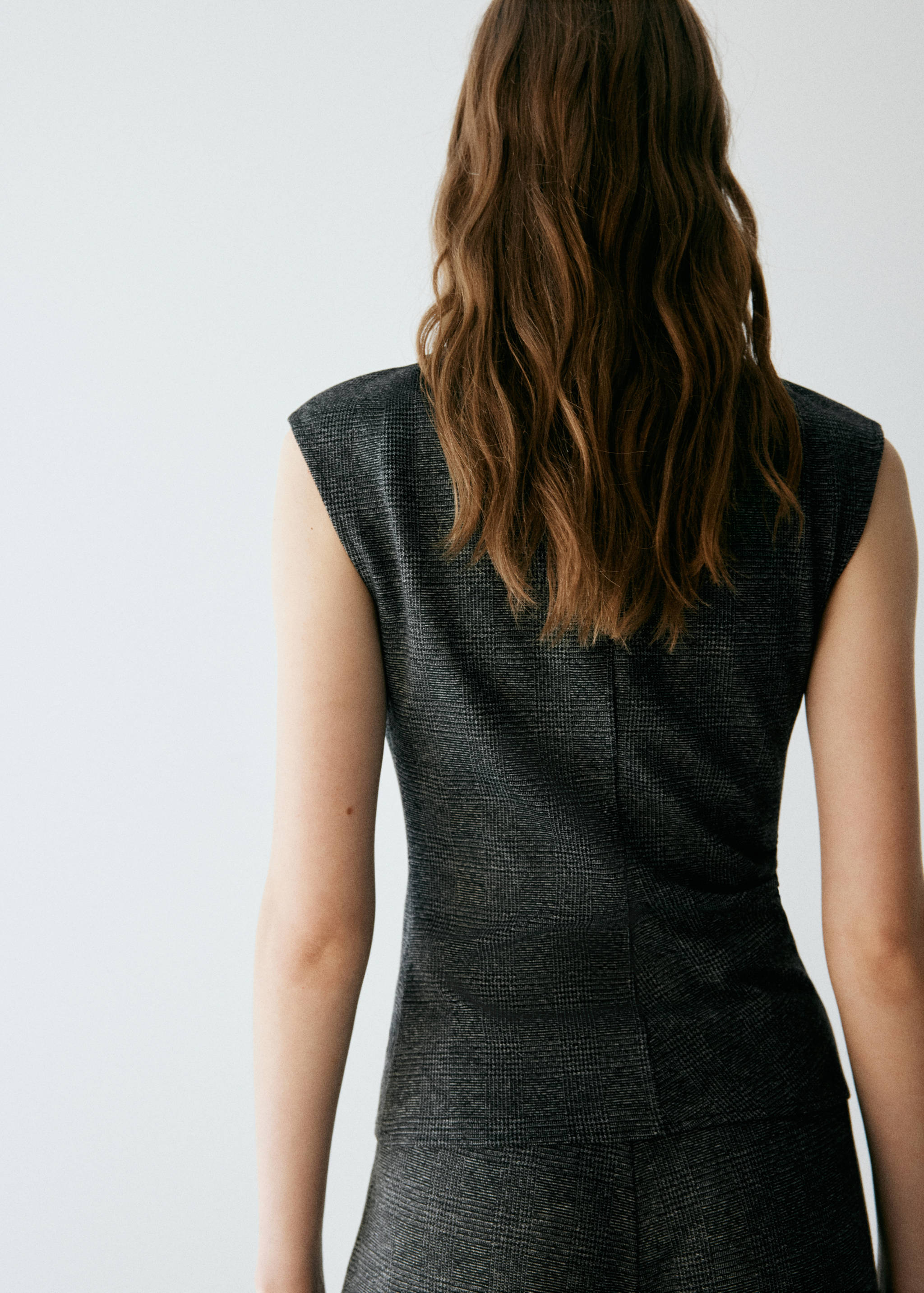 Printed top with draped details - Reverse of the article