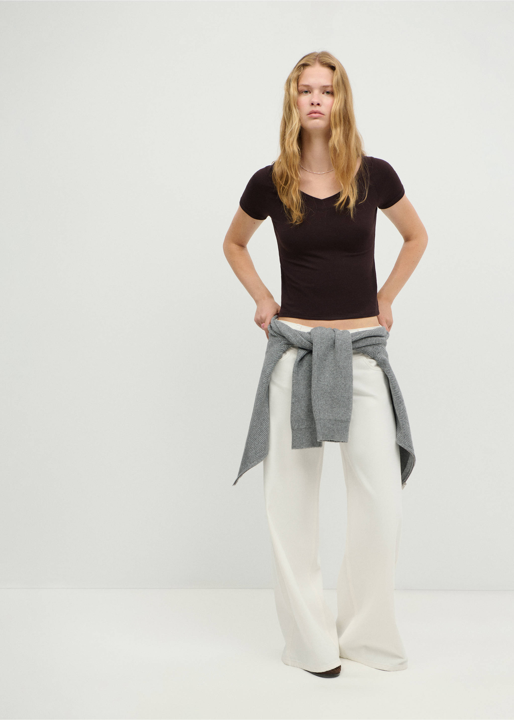V-neck T-shirt - General plane, Brown. Ref: 37025865-00.