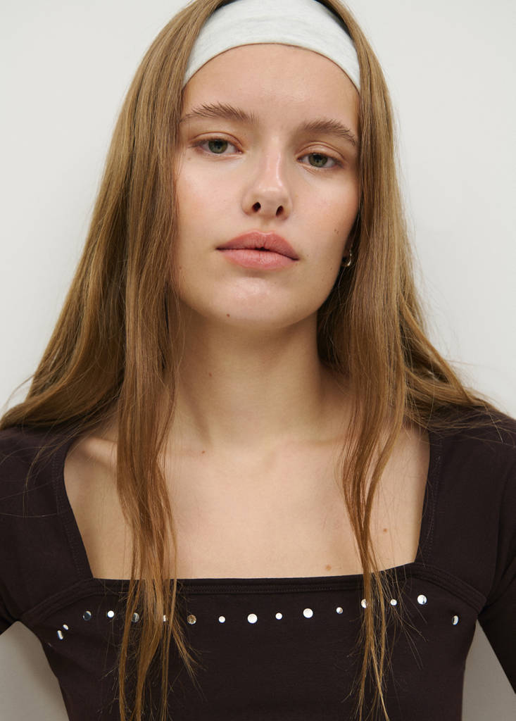T-shirt with stud detailing - thumbnail 5