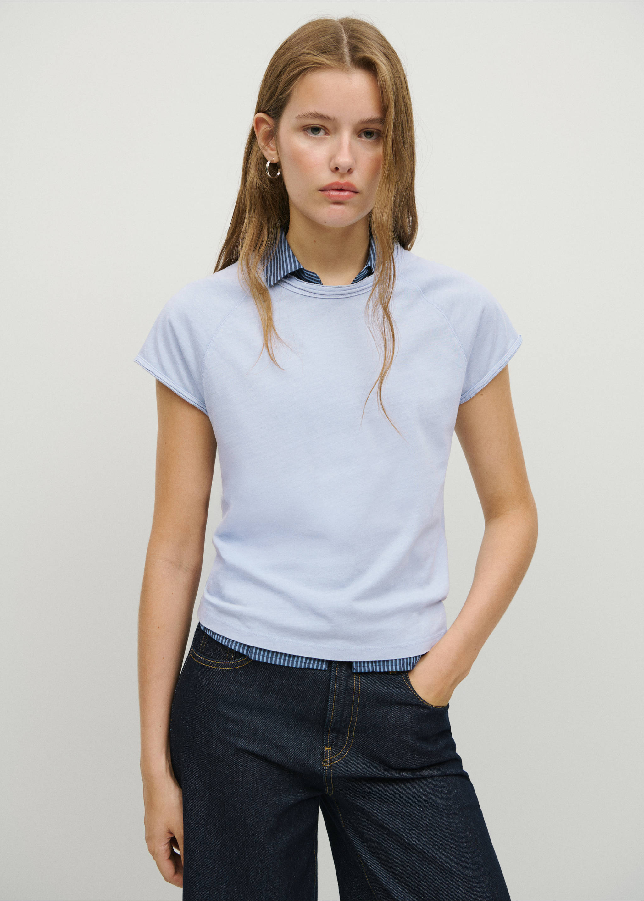 T-shirt raglan à manches courtes - Plan moyen, Bleu. Ref: 37025875-00.