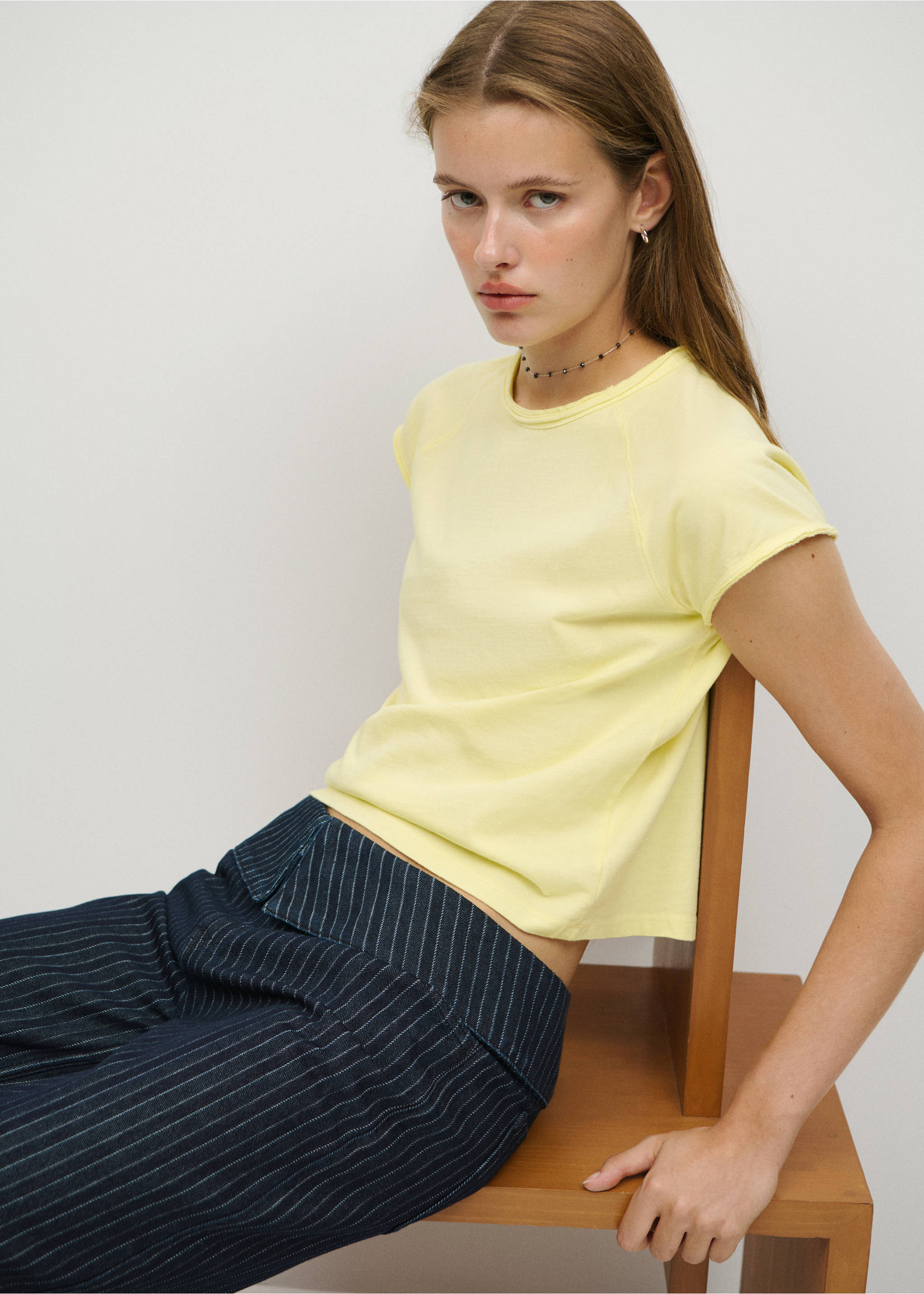 Short-sleeve raglan T-shirt - Details of the article 2, Yellow. Ref: 37025876-00.