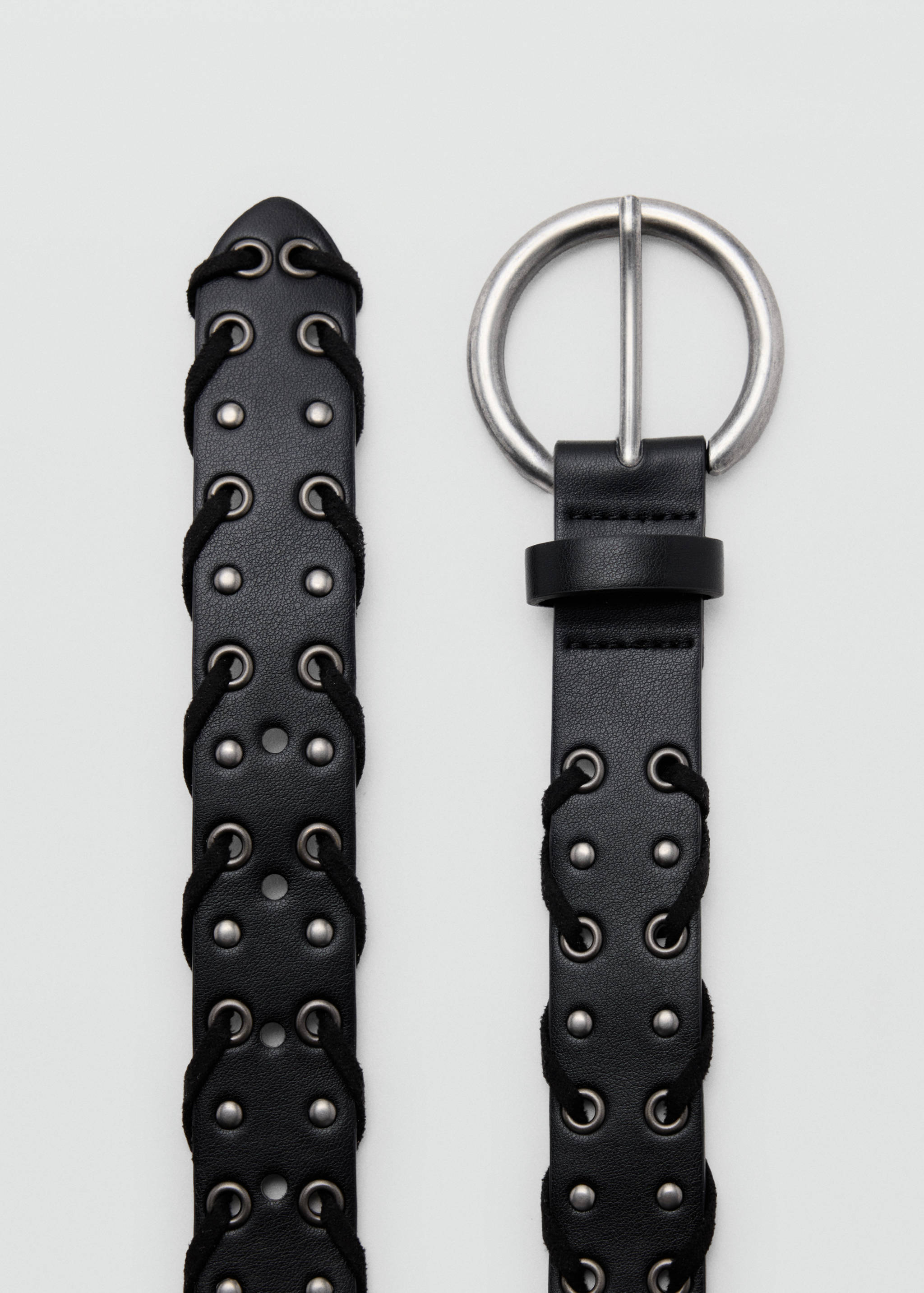 Ceinture effet cuir à œillets - Plan moyen