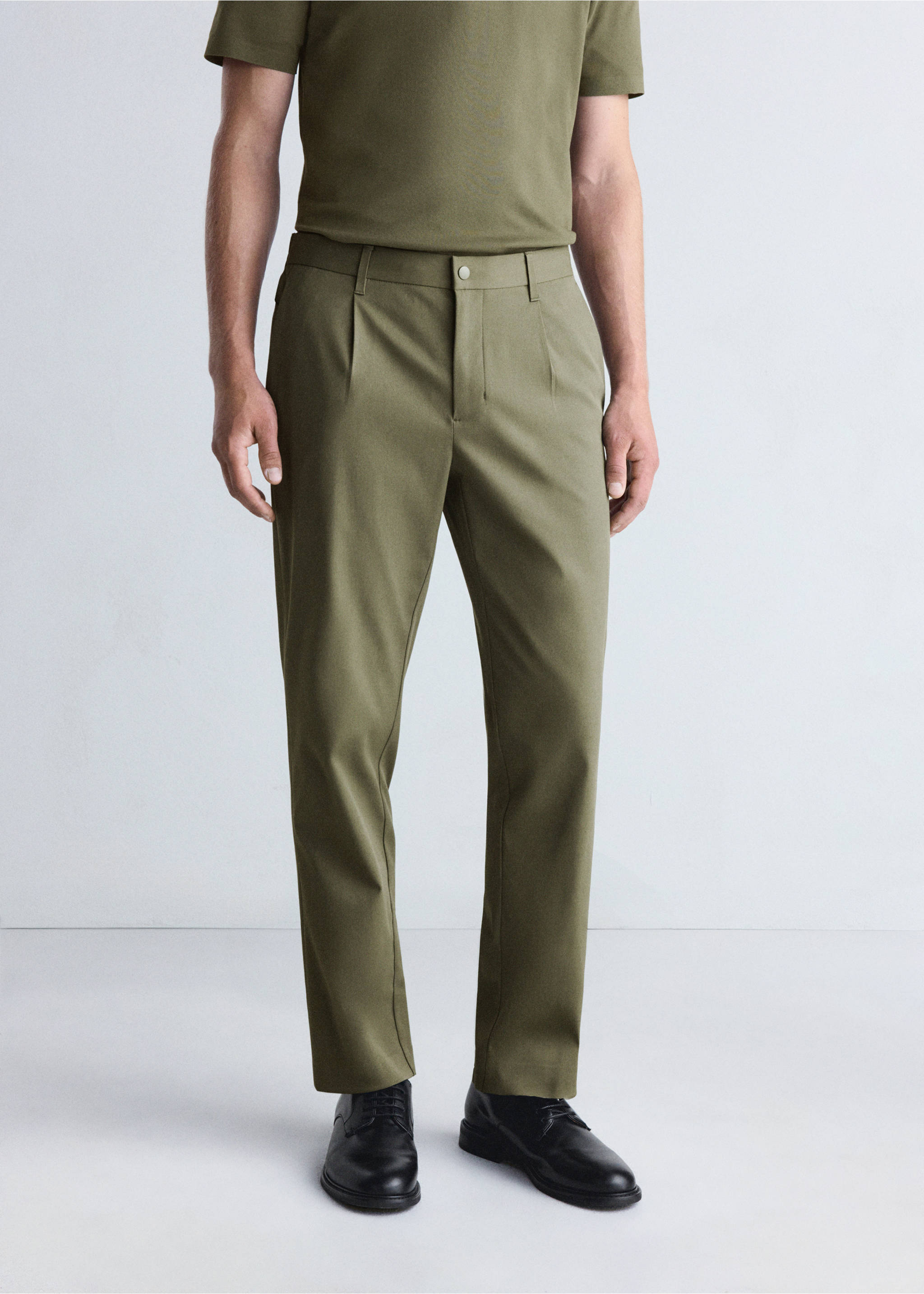 Regular fit Thermolite® trousers - Medium plane, Olive Green. Ref: 37025978-00.