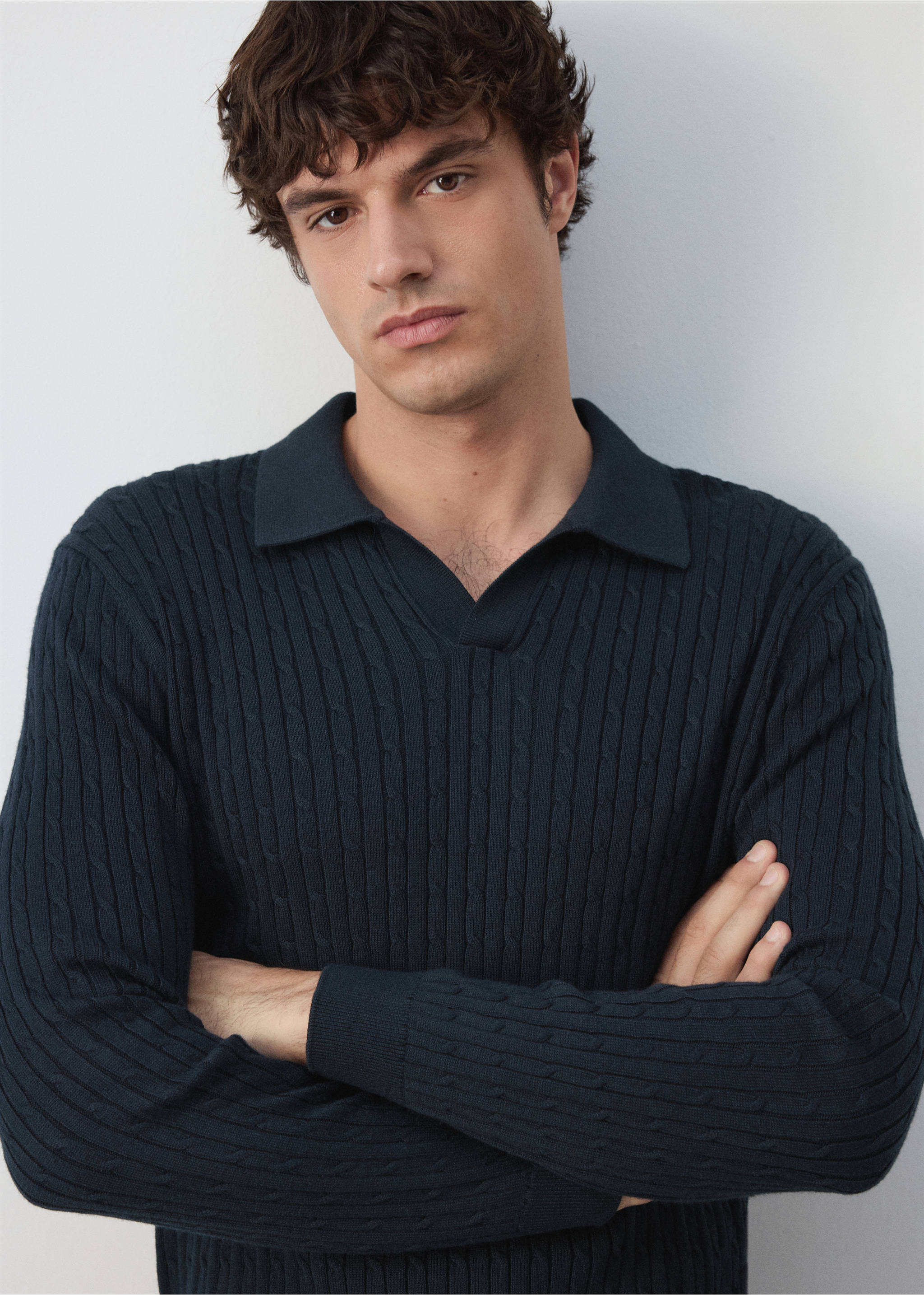 Cotton and lyocell blend polo shirt with cable-knit texture - Details of the article 1, Navy. Ref: 37025982-00.