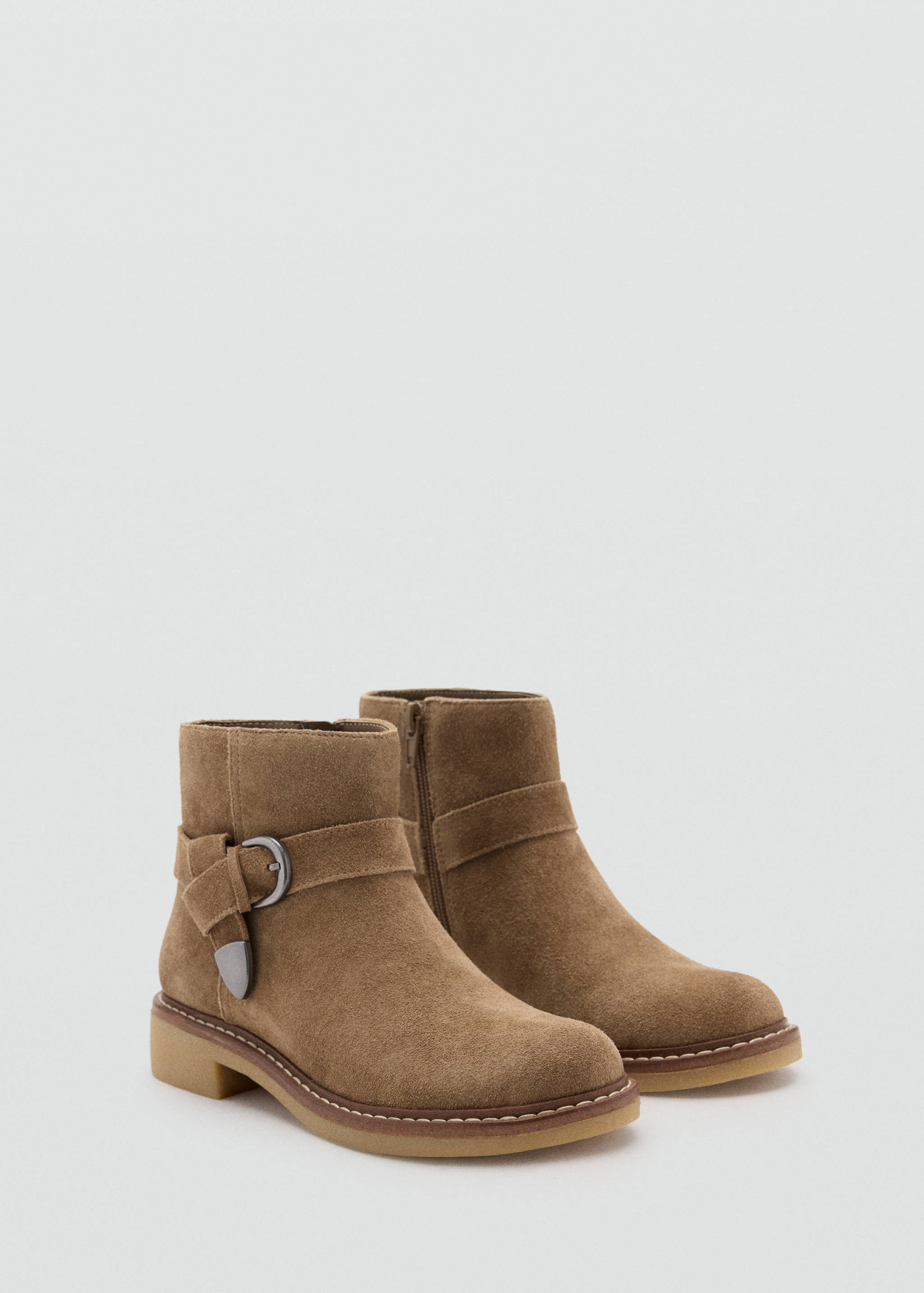 Leather ankle boot with buckle detail - Medium plane