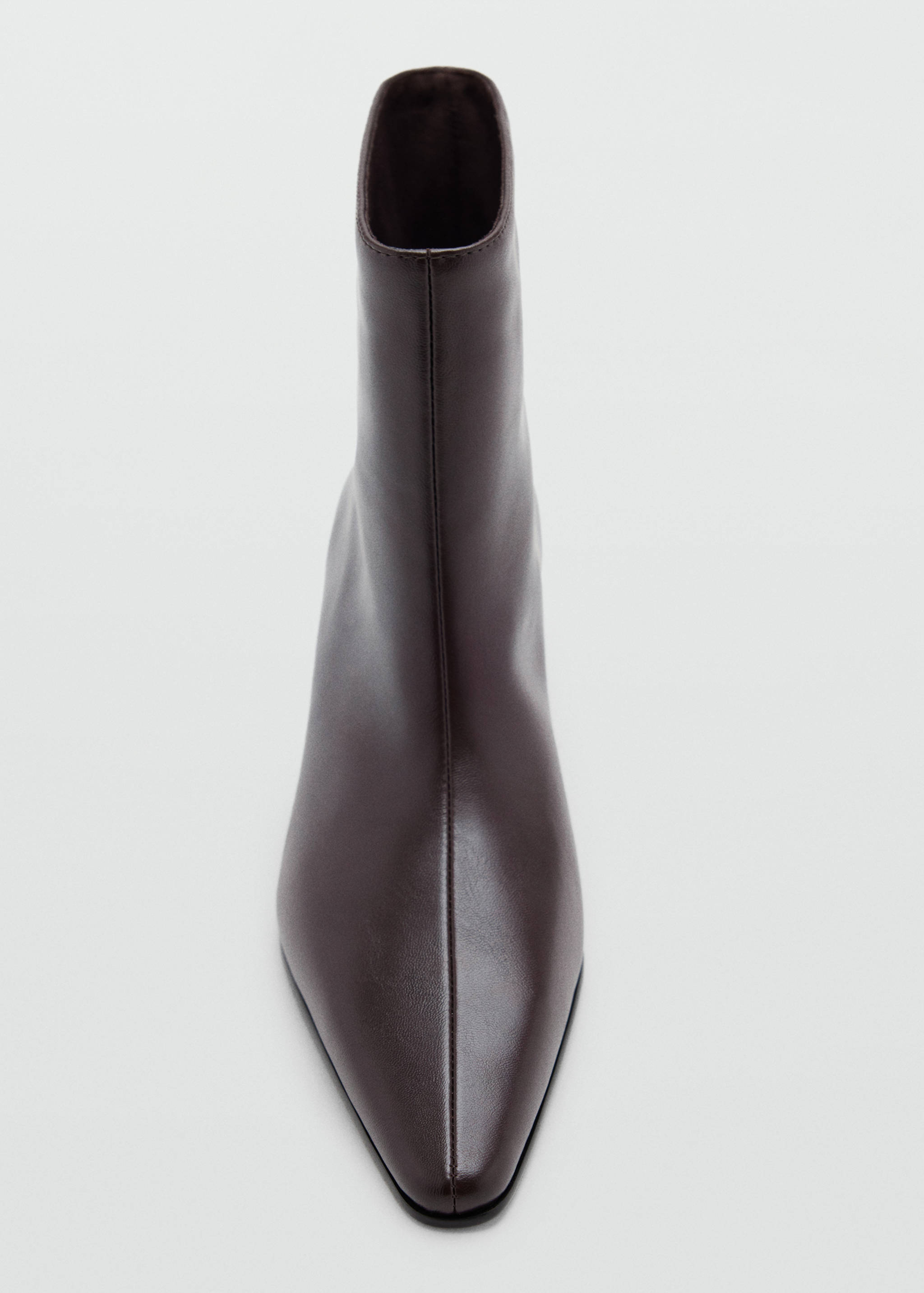 Pointed heel ankle boot - Details of the article 3