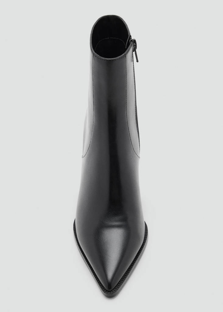 Pointed heel ankle boot — Black
