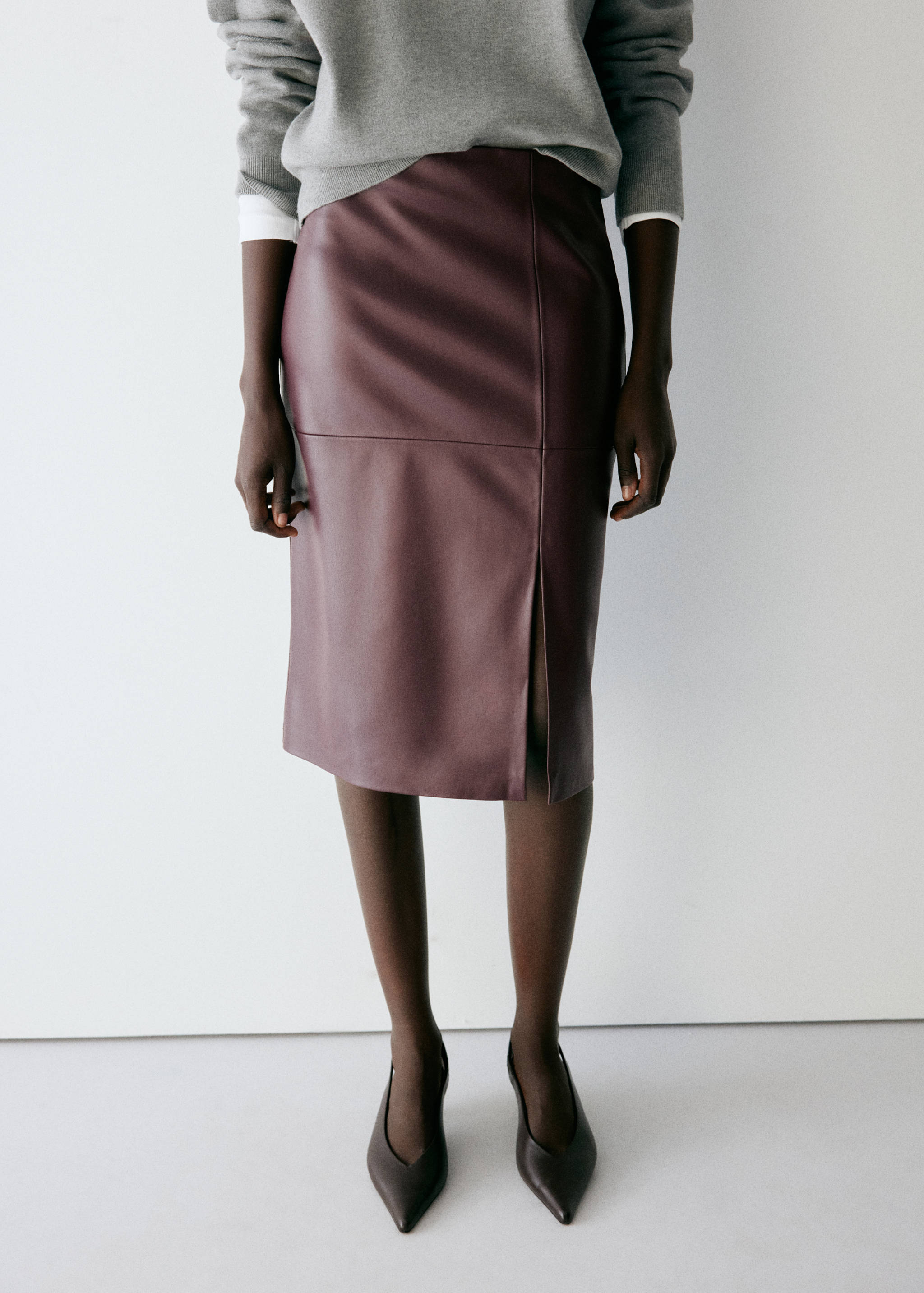 Straight leather-look skirt - Medium plane