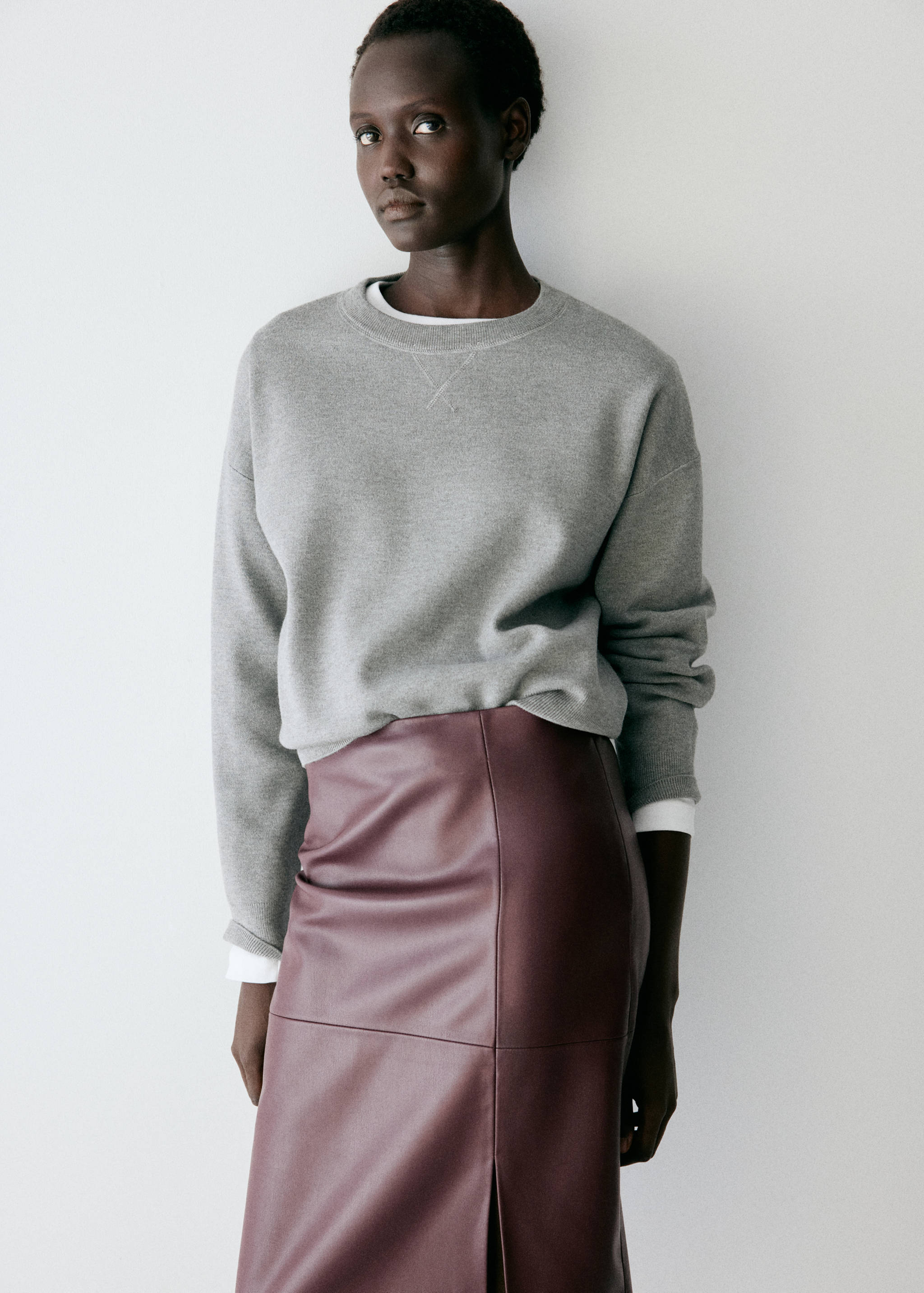 Straight leather-look skirt - Details of the article 1