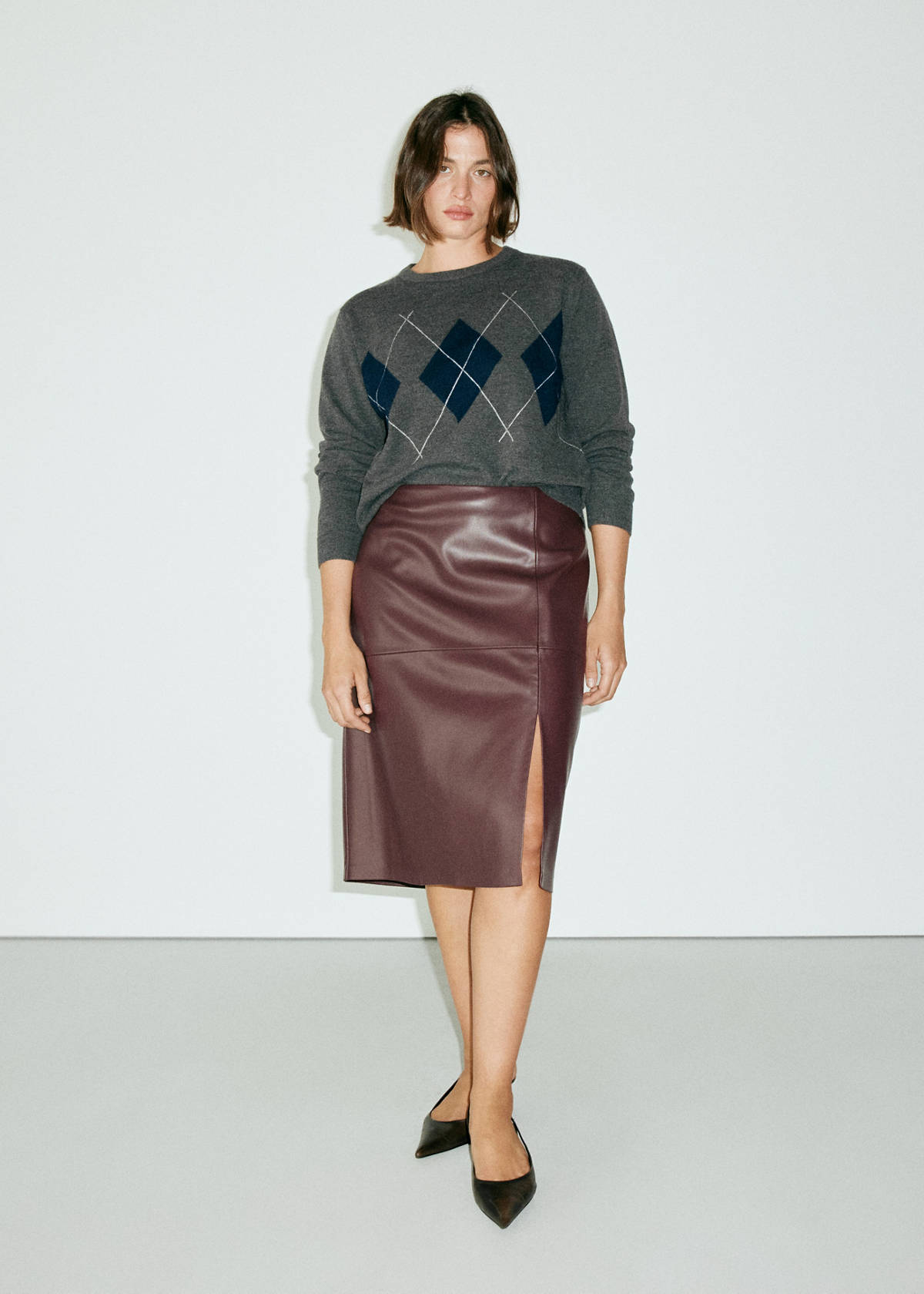 Straight leather-look skirt — Burgundy