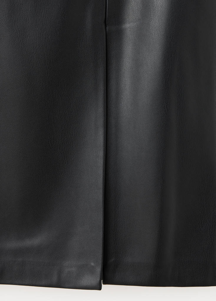 Straight leather-look skirt — Black
