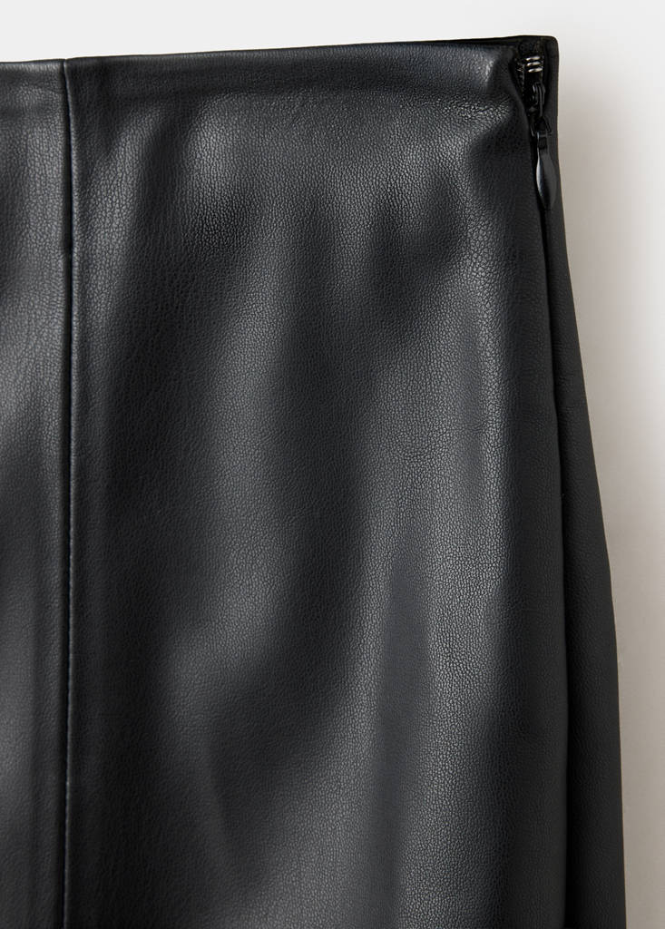 Straight leather-look skirt — Black