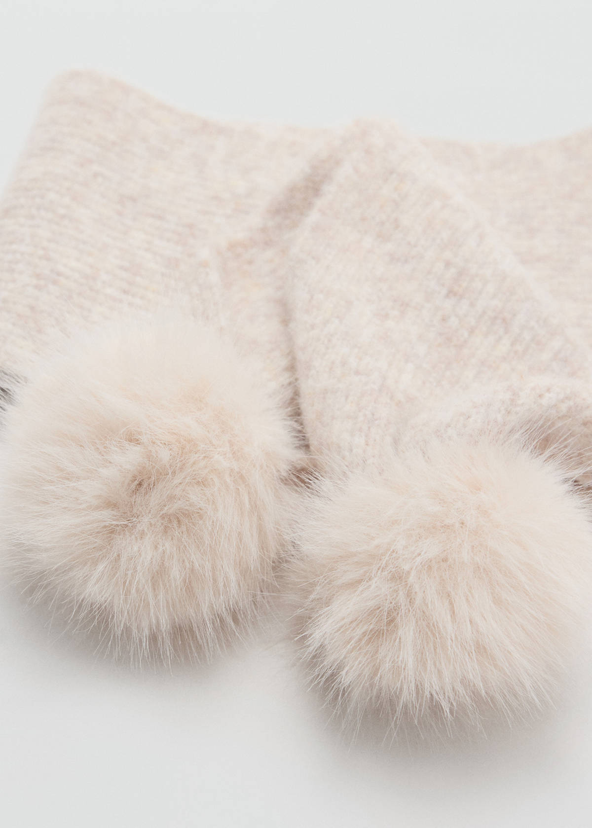 Ribbed scarf with pom-poms — Sand