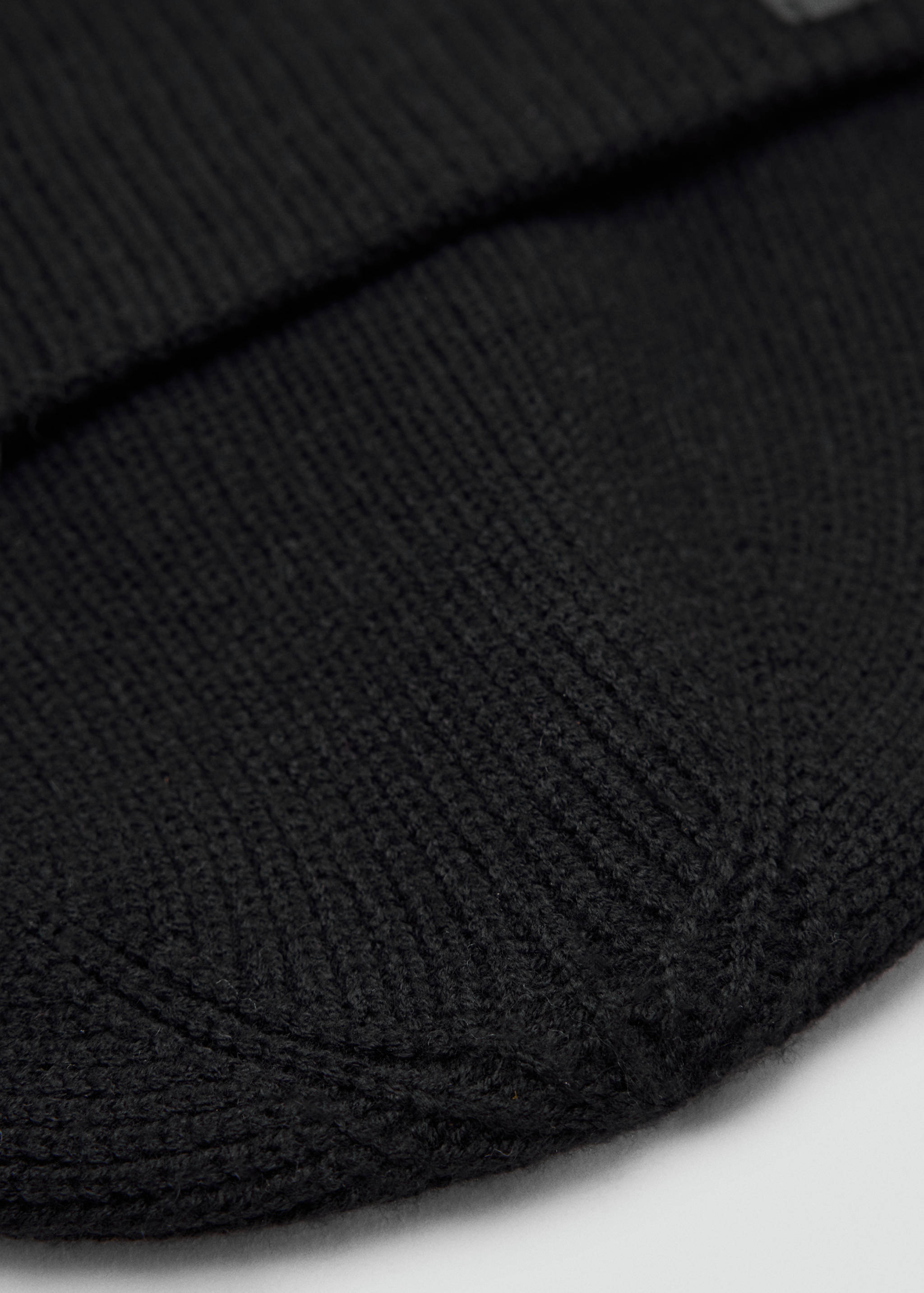 Hat craigb - Details of the article 1