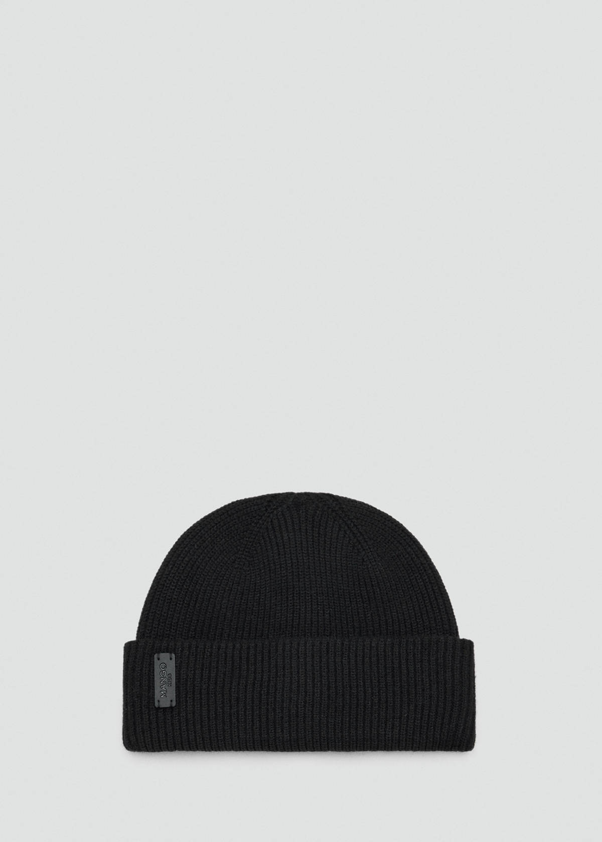 Ribbed beanie with embossed logo — Black