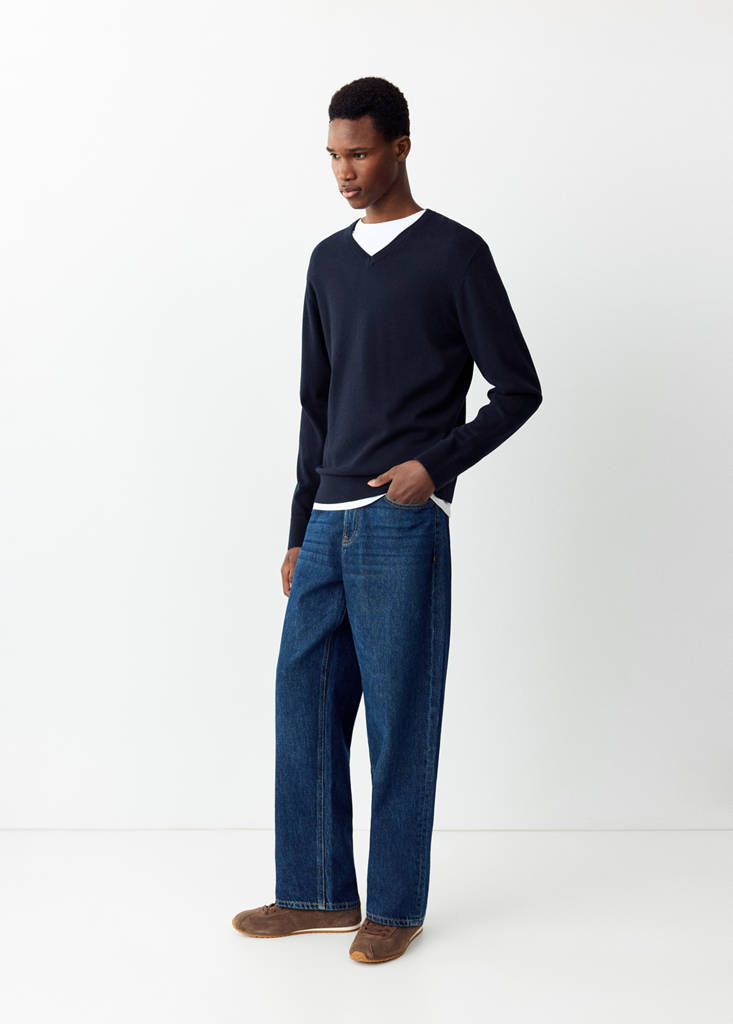 V-neck cotton sweater — Navy