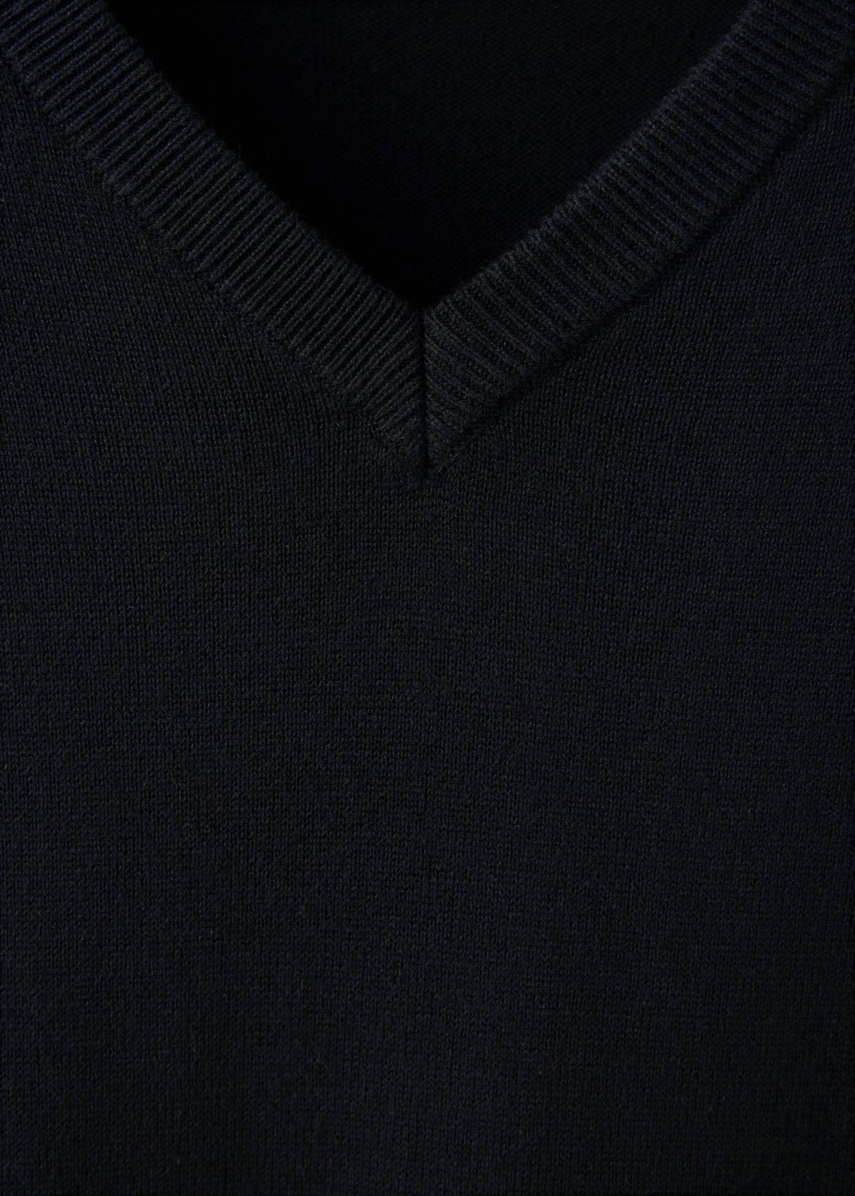 V-neck cotton sweater — Navy