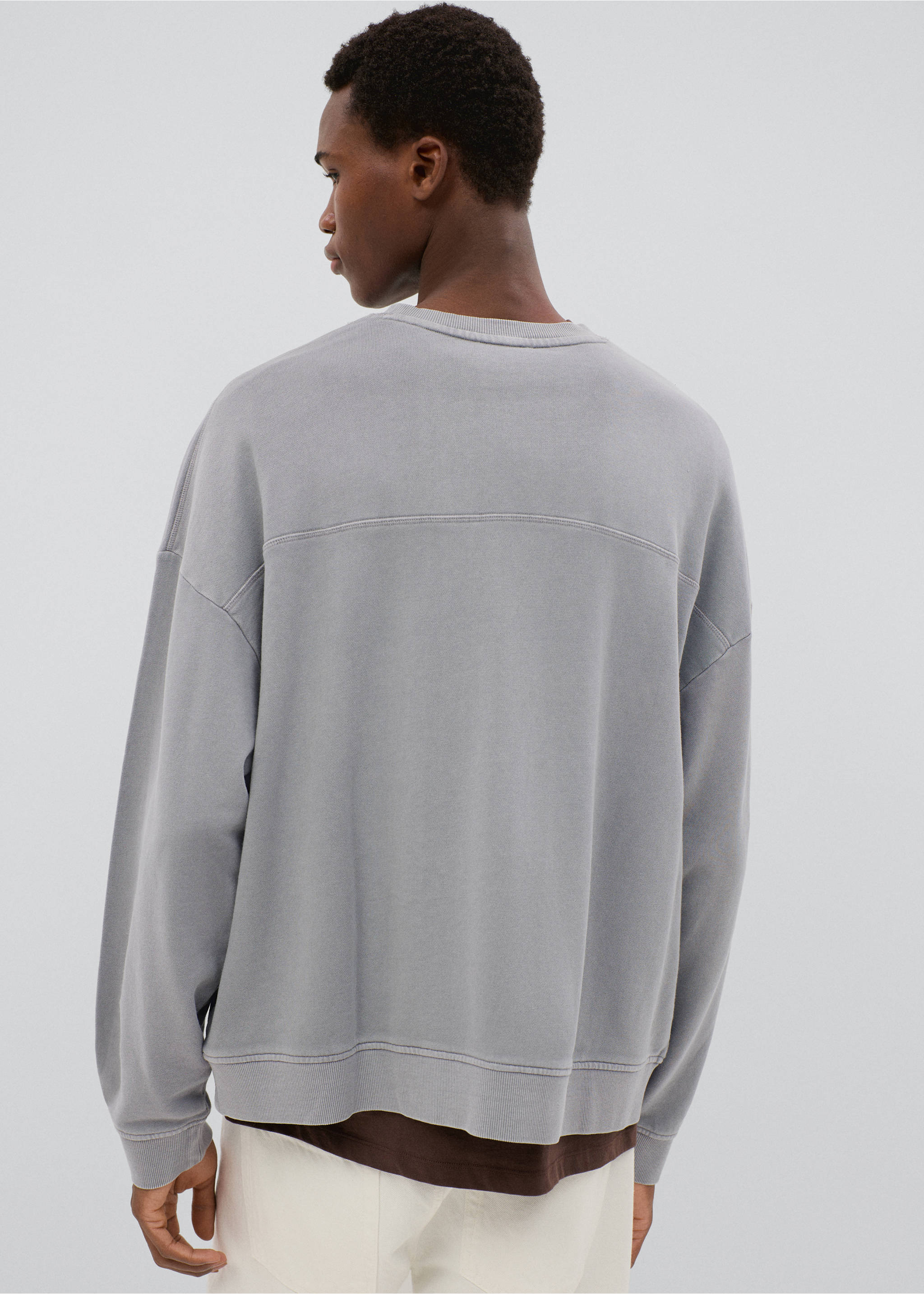 Cotton sweatshirt with patch detail - Reverse of the article, Grey. Ref: 37026006-00.