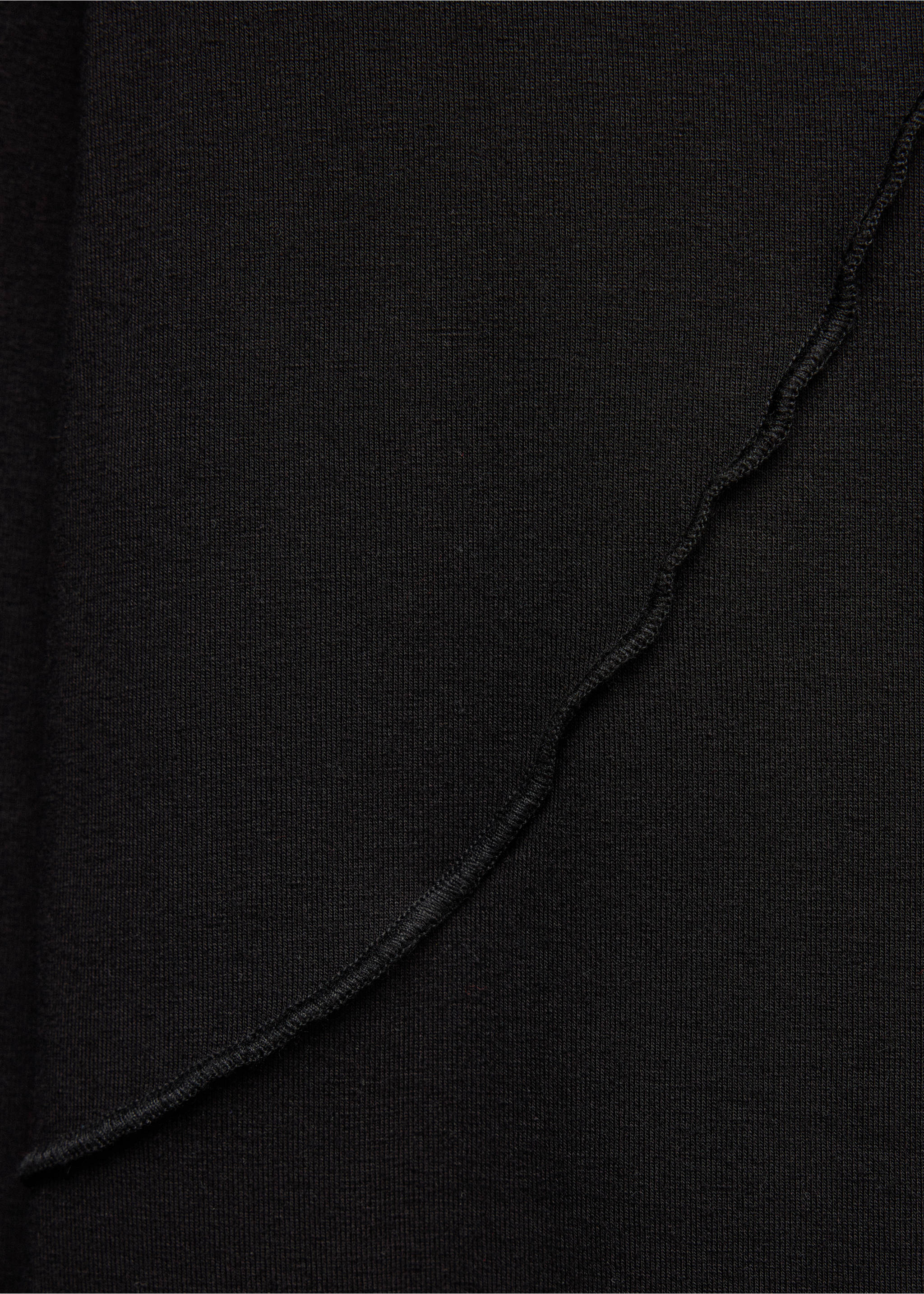 Lyocell T-shirt with seam detail - Detail van het artikel 8, Zwart. Ref: 37026013-00.