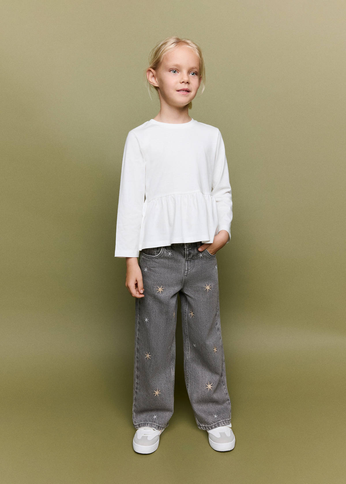 Straight-leg jeans with embroidered stars — Denim Grey