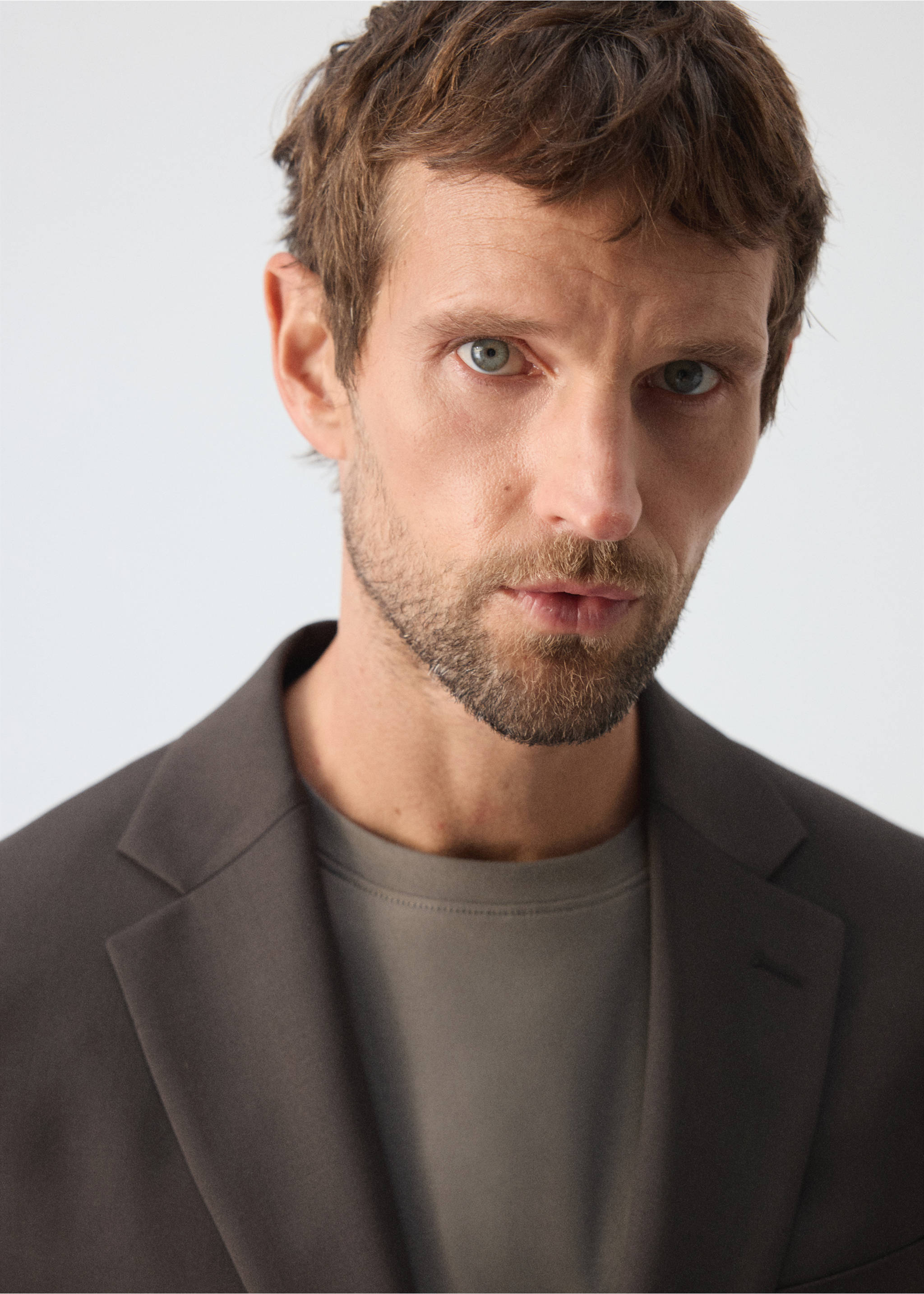 Turin 100% virgin wool suit jacket - Details of the article 1, Brown. Ref: 37026325-00.