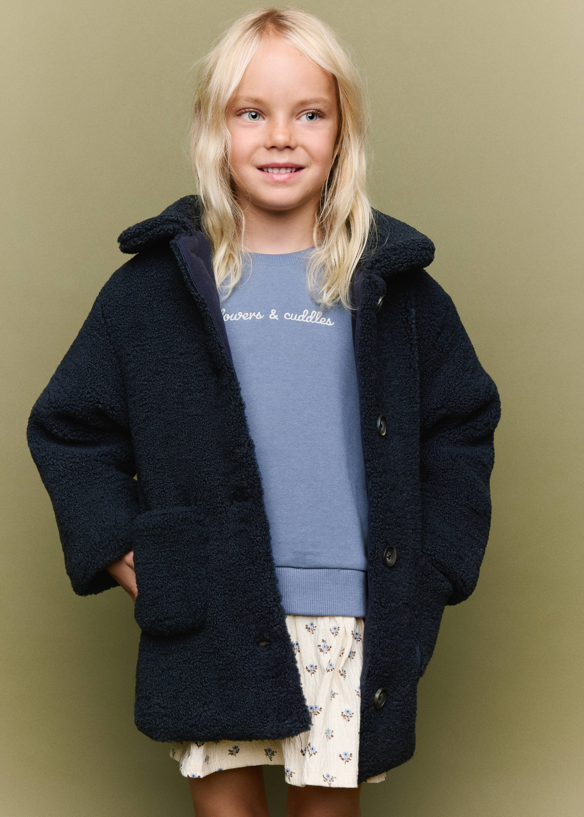 معطف طويل من جلد الغنم - رؤية عامة