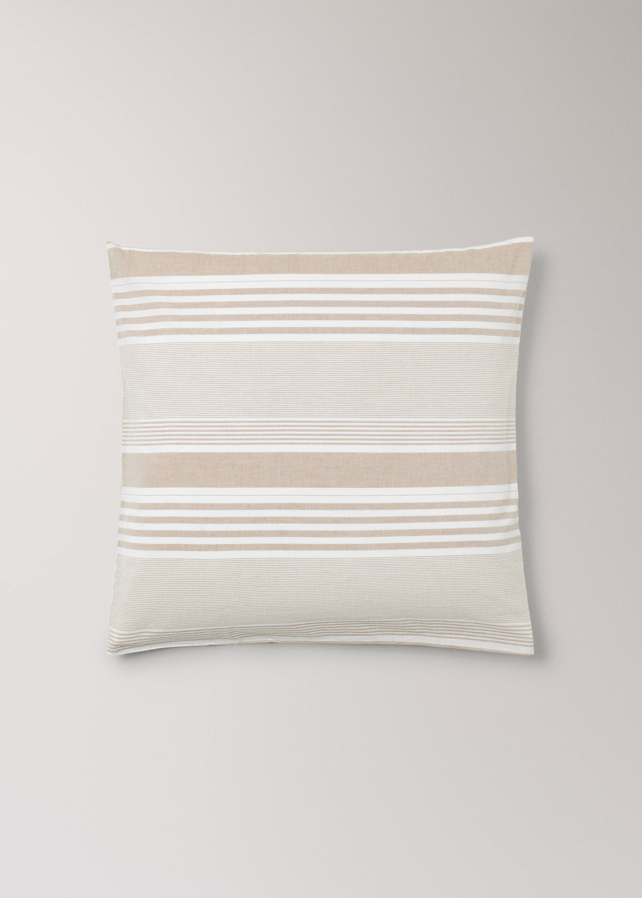 Kissenbezug 100 % Baumwolle, gestreift, 60 x 60 cm - Artikel ohne Model