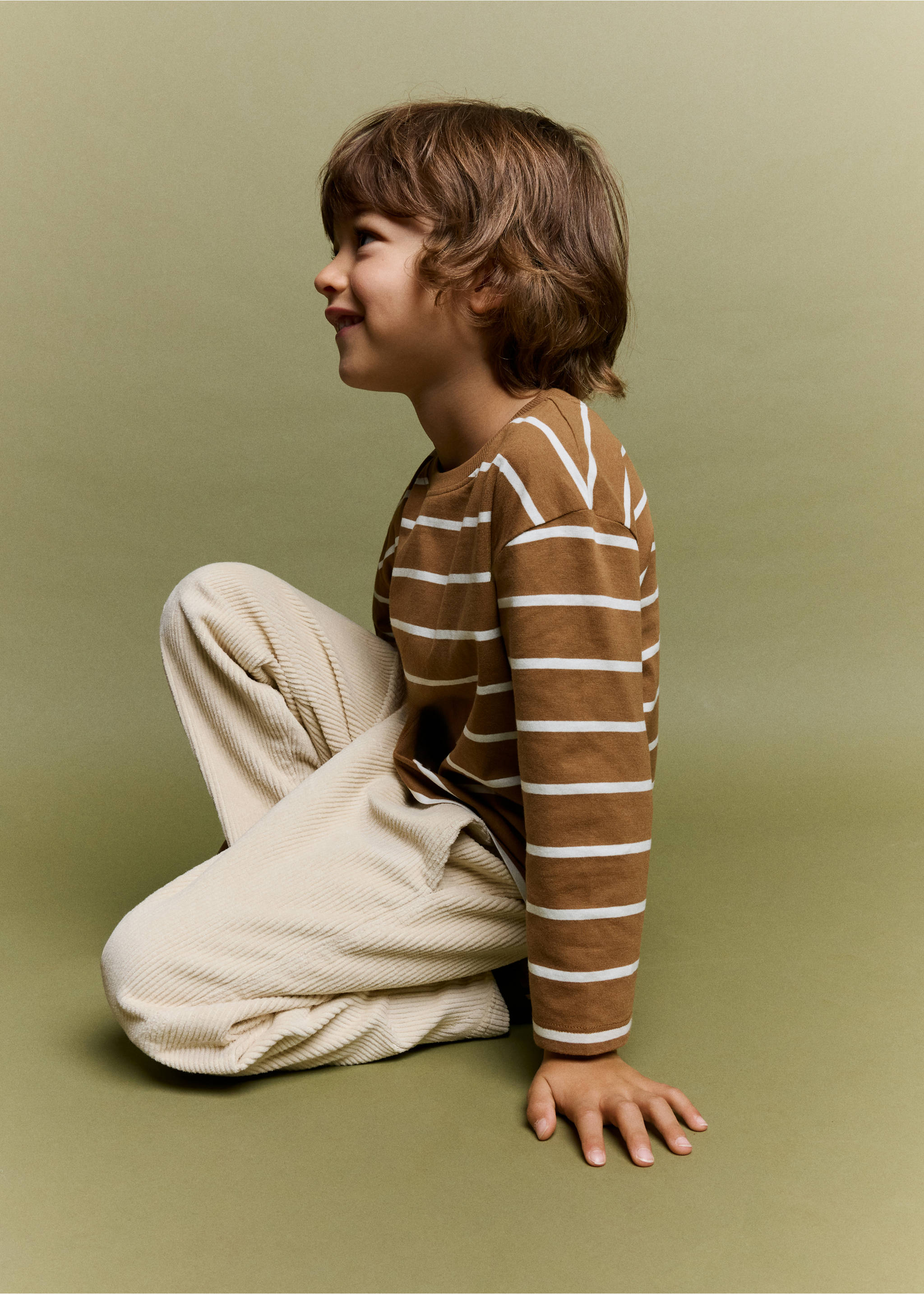 Brown and white striped long-sleeve T-shirt worn by a child., Caramel. Ref: 37026333-00.