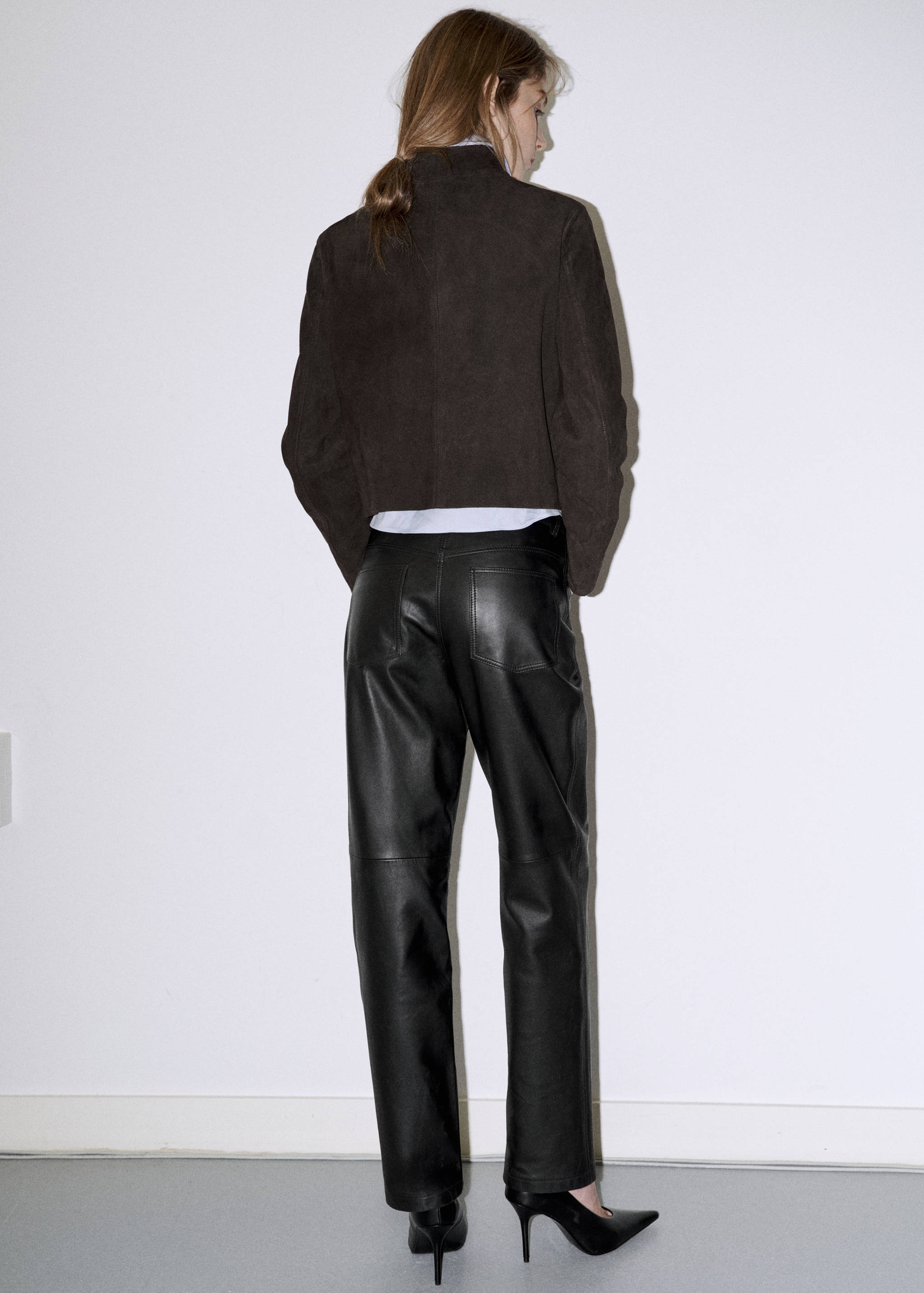 Suede jacket with strap collar - Reverse of the article