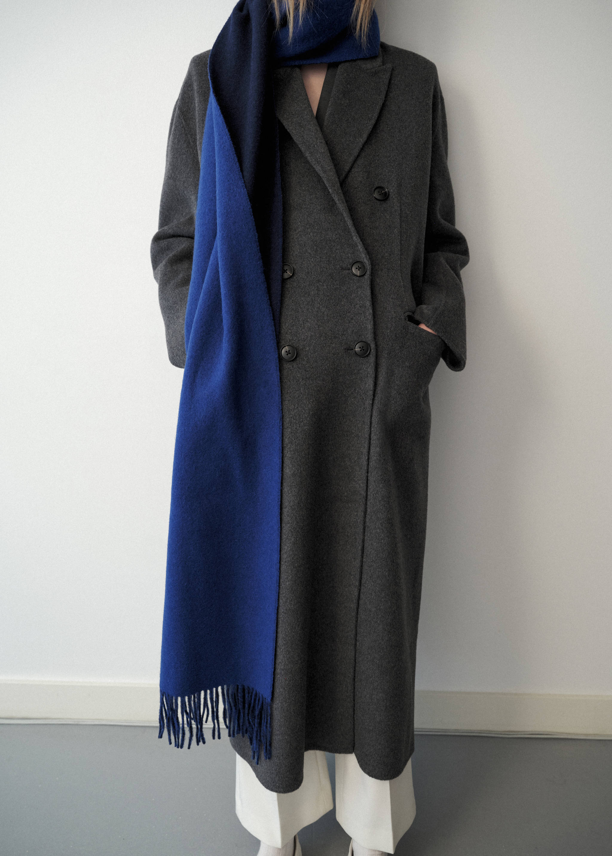 100% reversible wool scarf - Details of the article 9