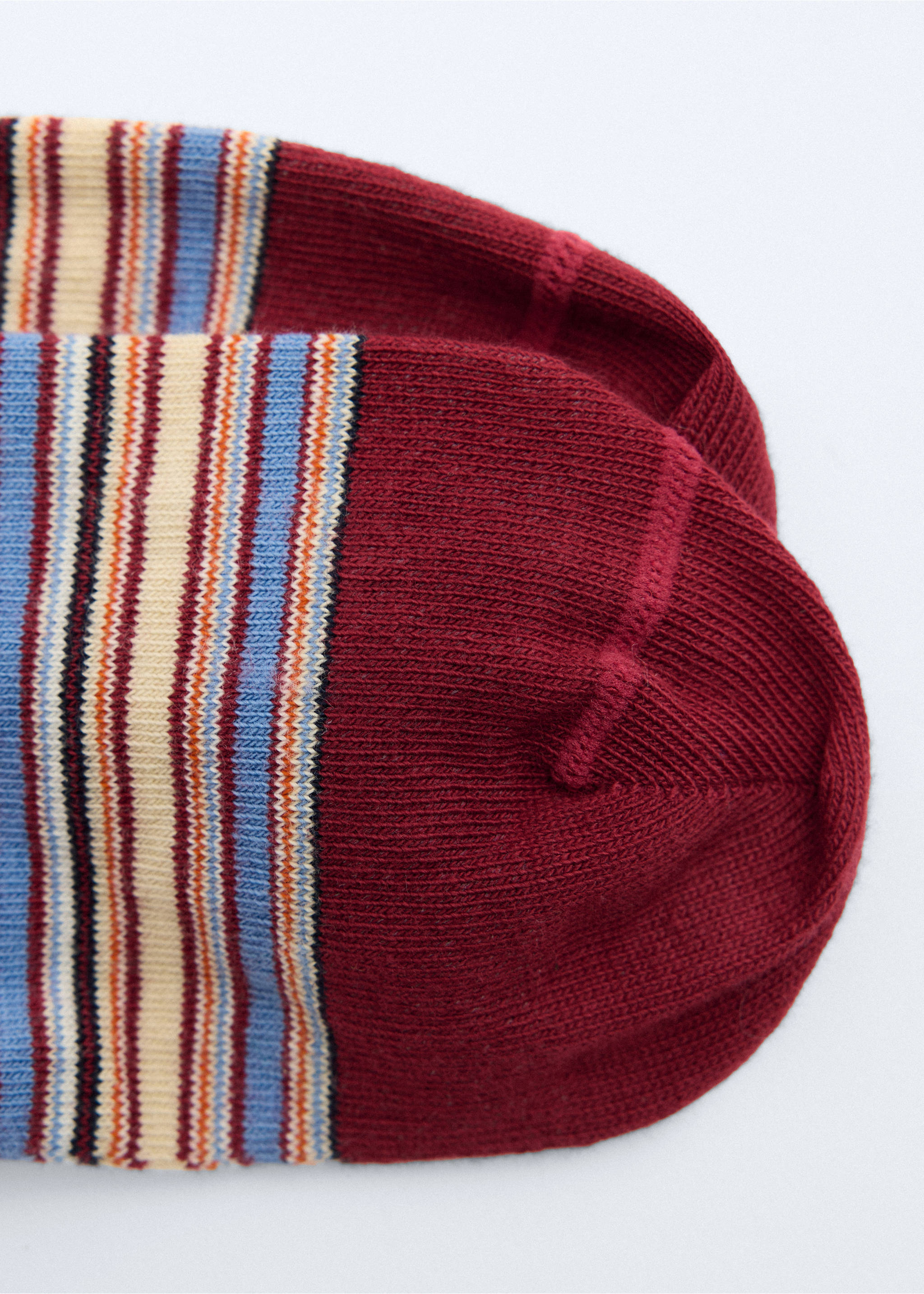 Fine-knit striped socks - Details of the article 1, Maroon. Ref: 37026361-00.