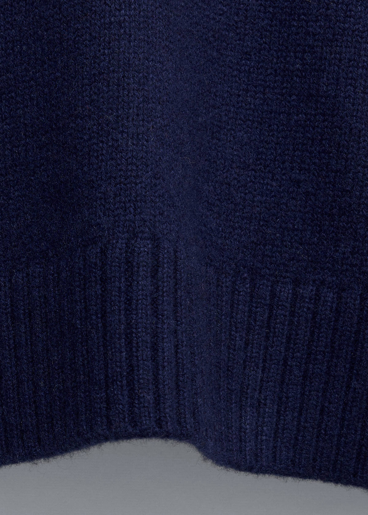 Wool jersey with contrast overlay — Navy