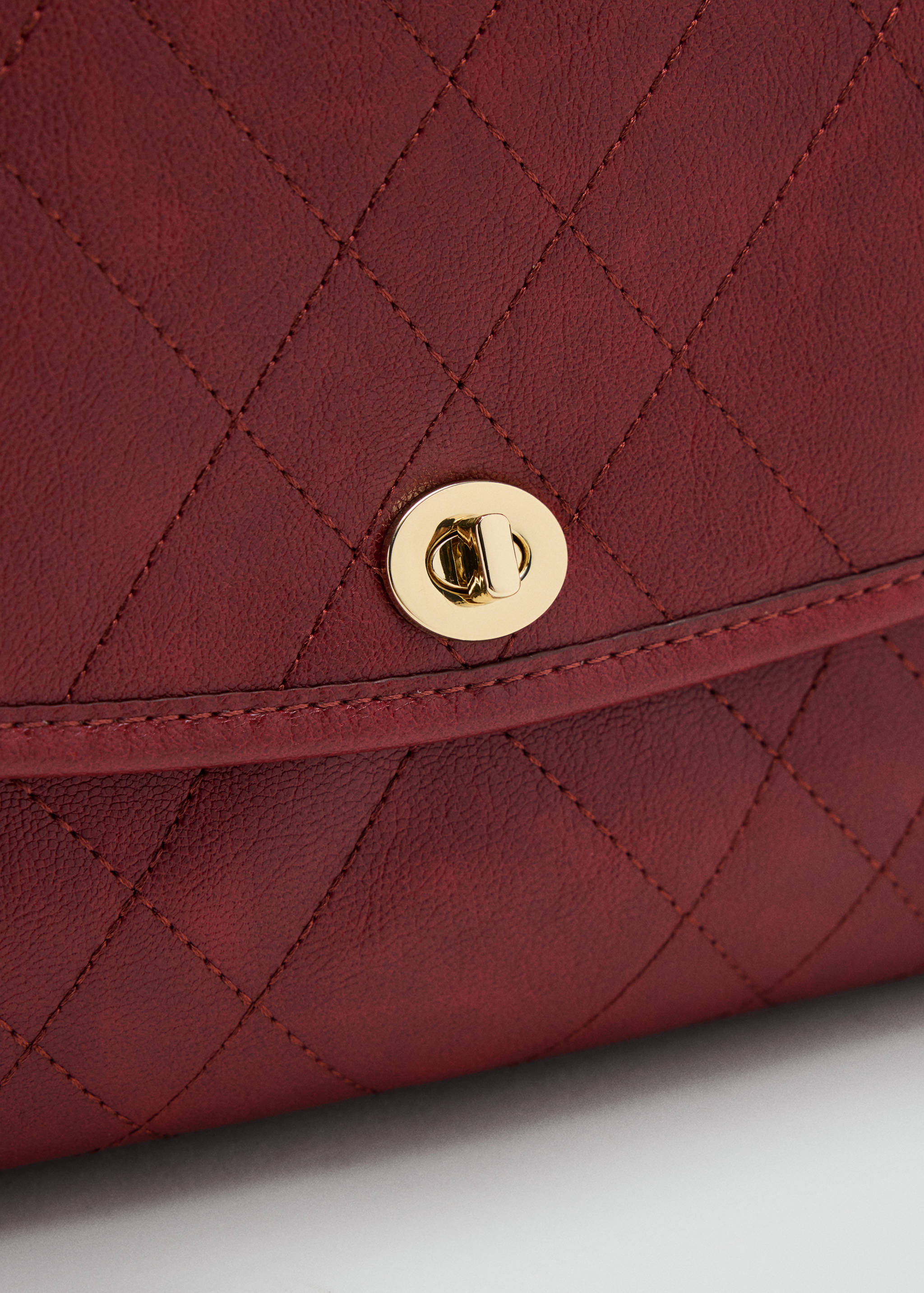 Quilted shoulder bag - Details of the article 2