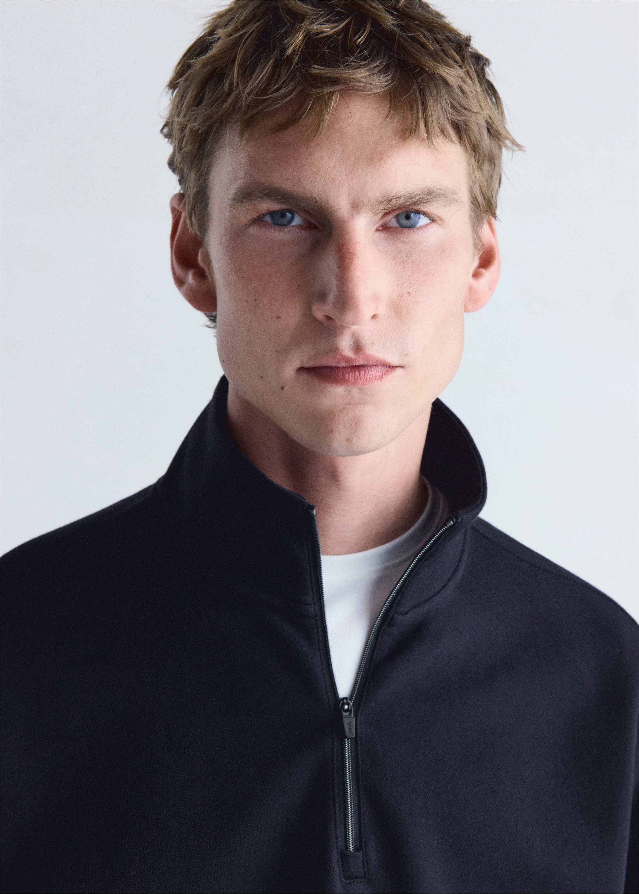 SWEATSHIRT VARESEZ - Détail de l'article 1, Bleu marine. Ref: 37026728-00.