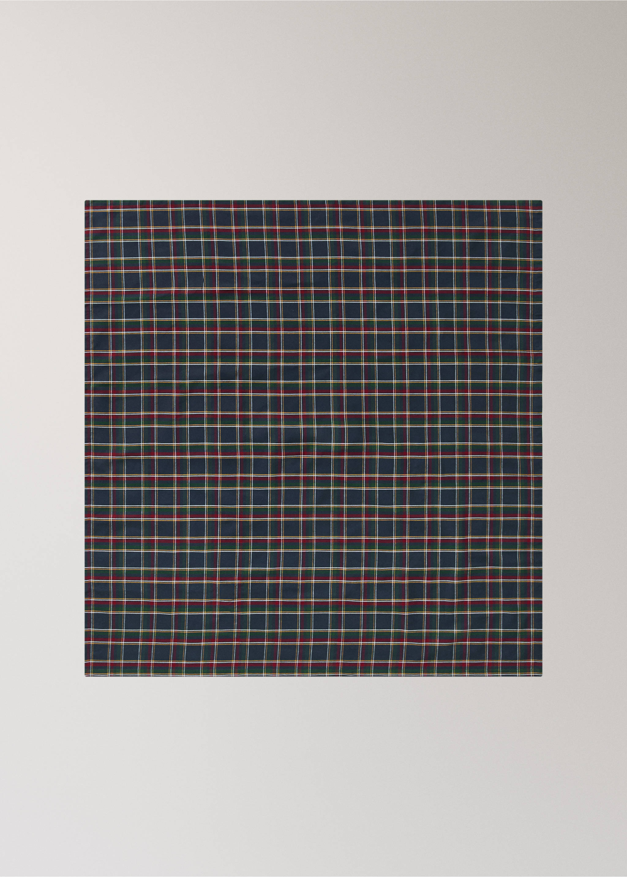 Dark blue tartan check tablecloth., Blue. Ref: 37026737-00.